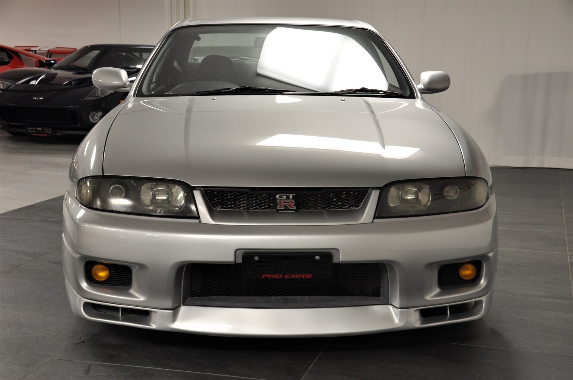 NISSAN Skyline R33 GT-R-image-11
