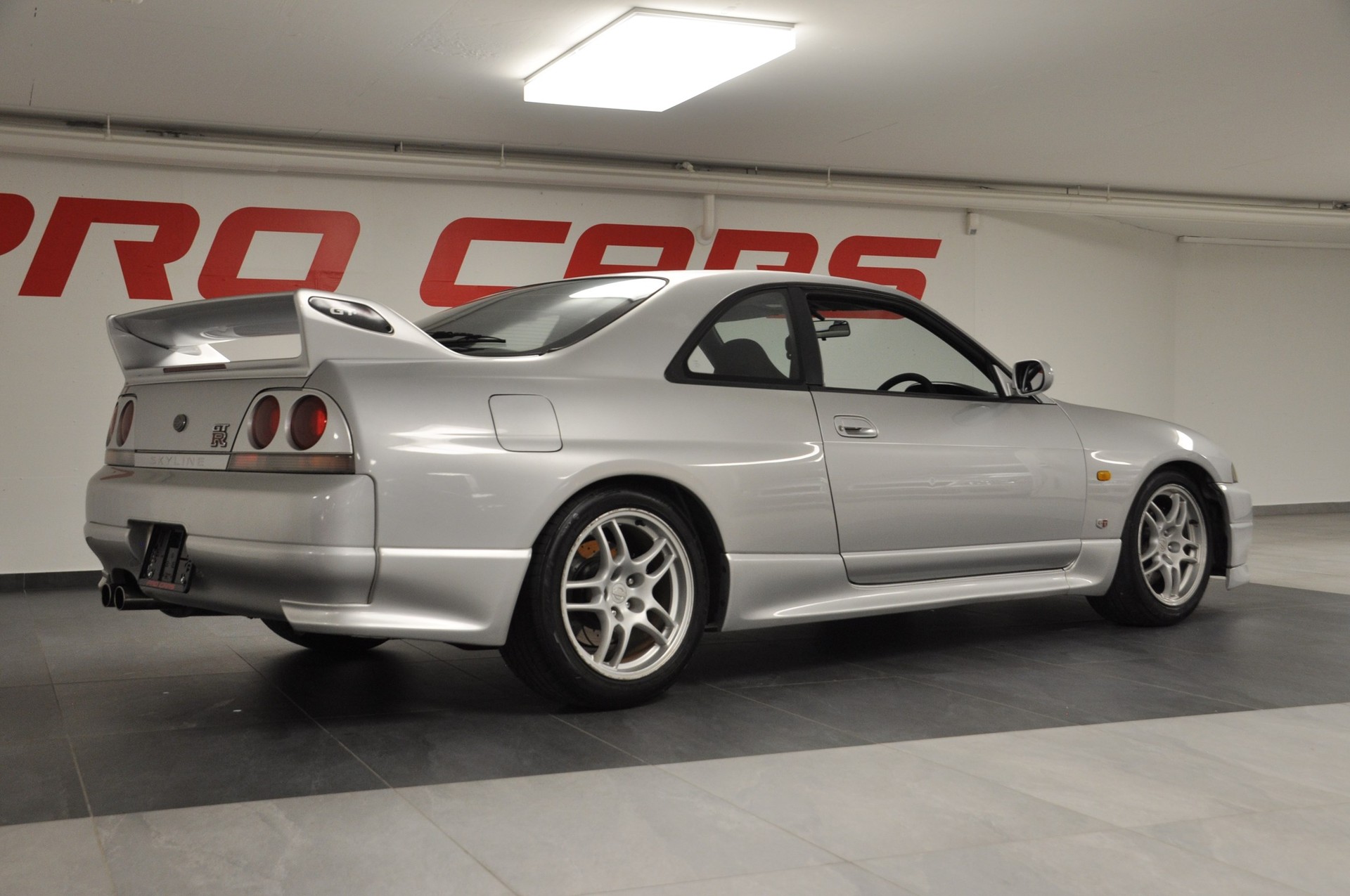 NISSAN Skyline R33 GT-R-image-7