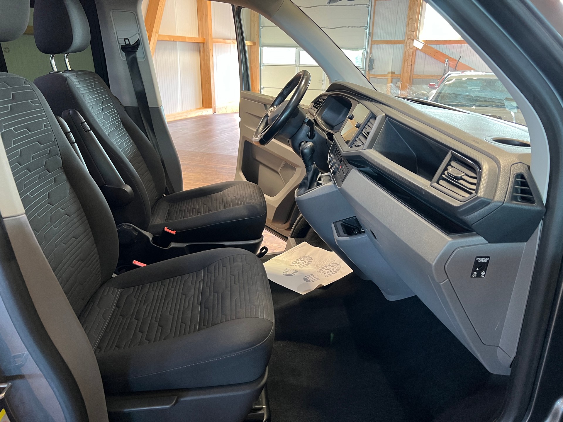 VW T6.1 Caravelle 2.0 TDI Comfortline DSG-image-9