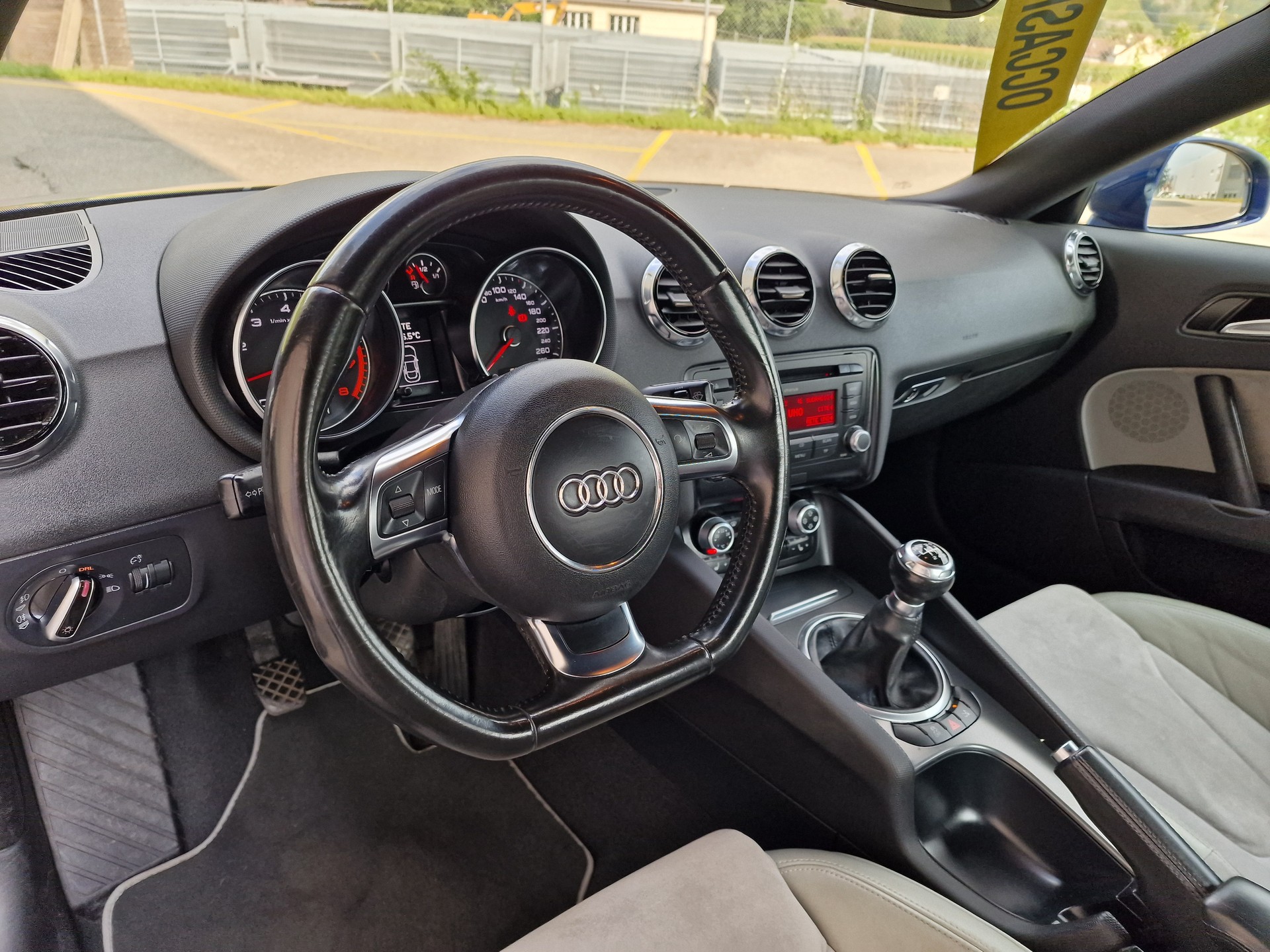 AUDI TT Coupé 2.0 TFSI-image-15
