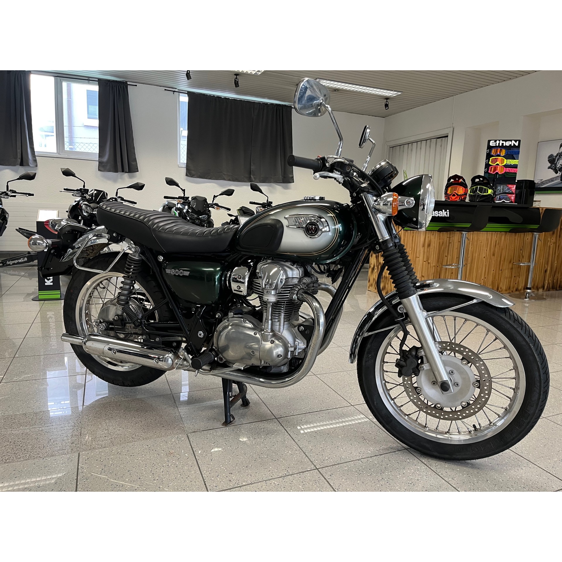 KAWASAKI W 800-image-0