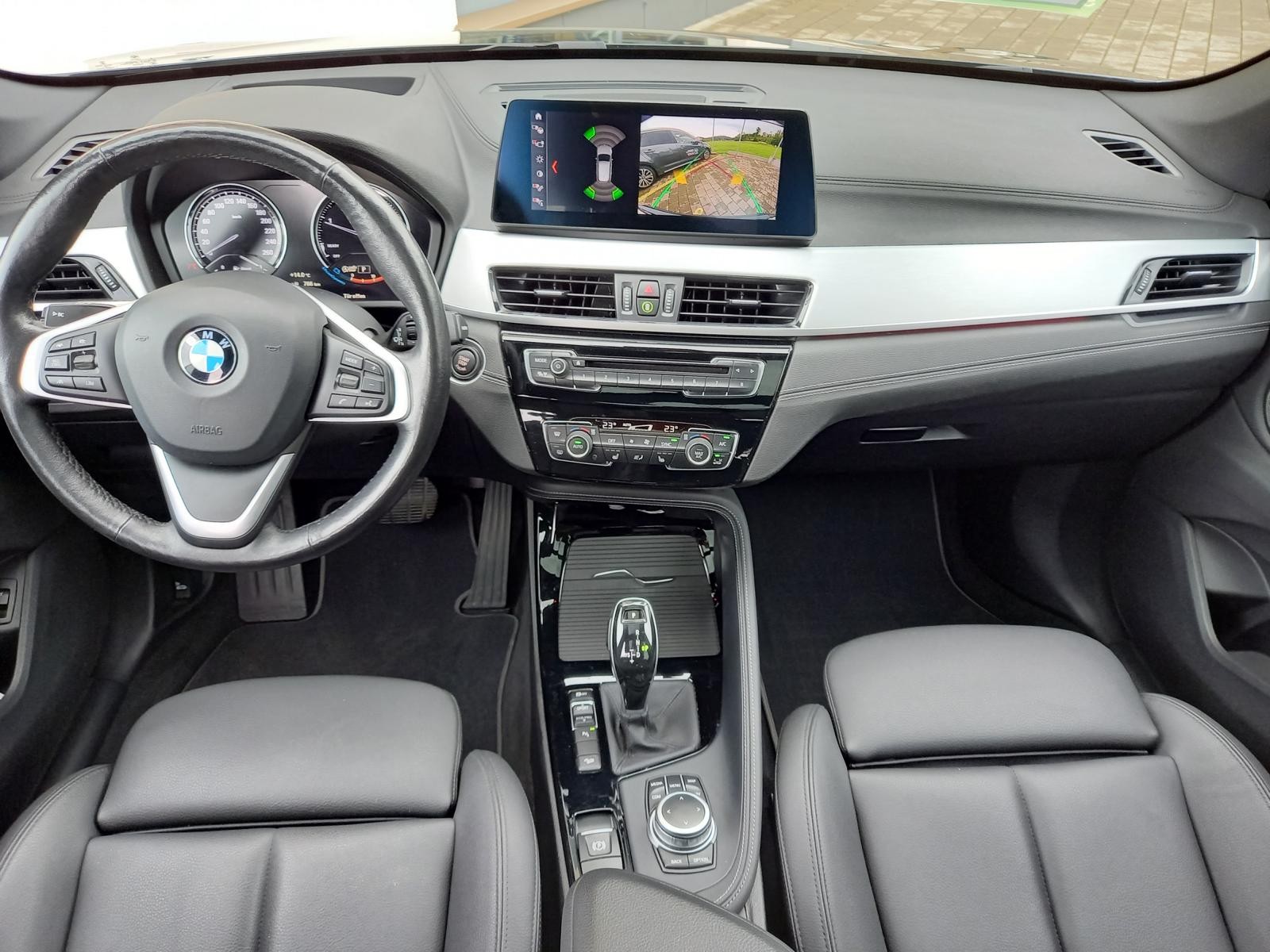 BMW X1 xDrive 25d xLine Steptronic-image-4
