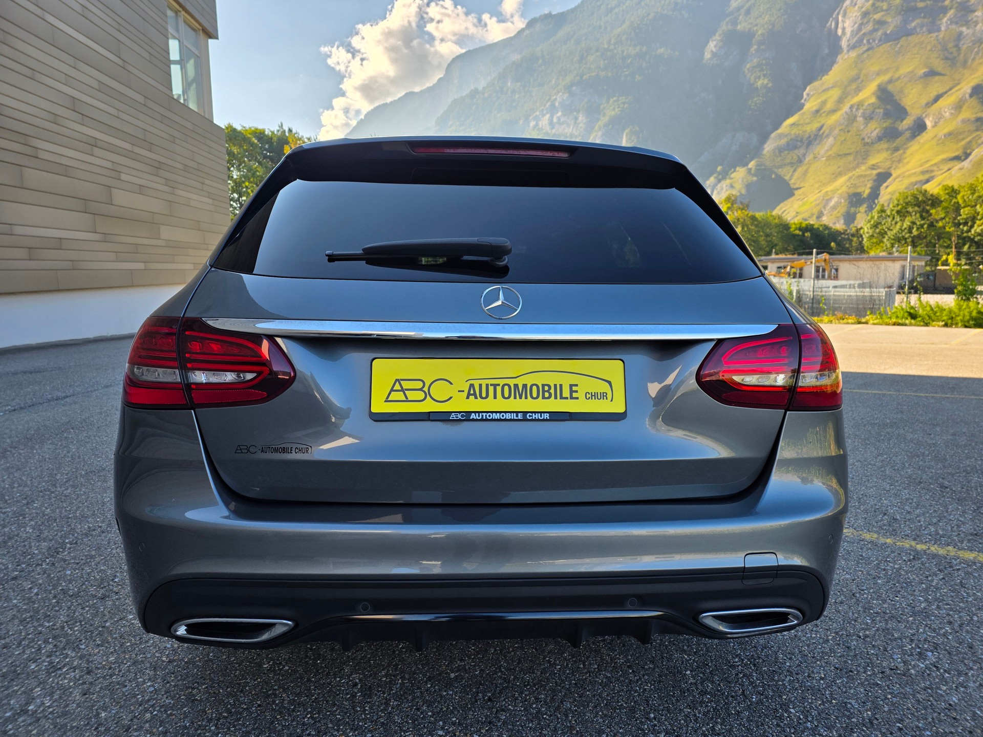 MERCEDES-BENZ C 220 d Swiss Star AMG Line 4M 9G-Tronic-image-12