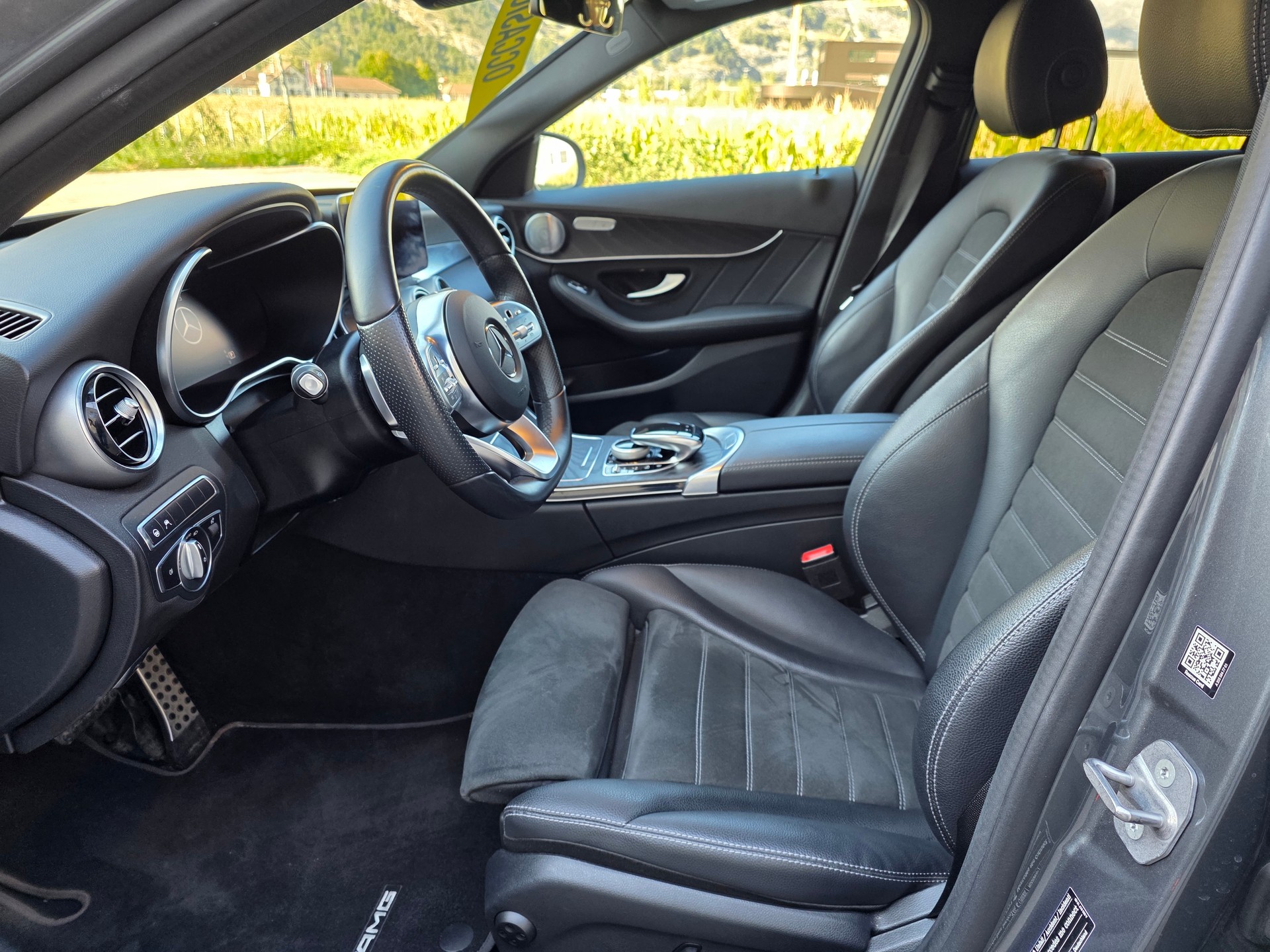 MERCEDES-BENZ C 220 d Swiss Star AMG Line 4M 9G-Tronic-image-17