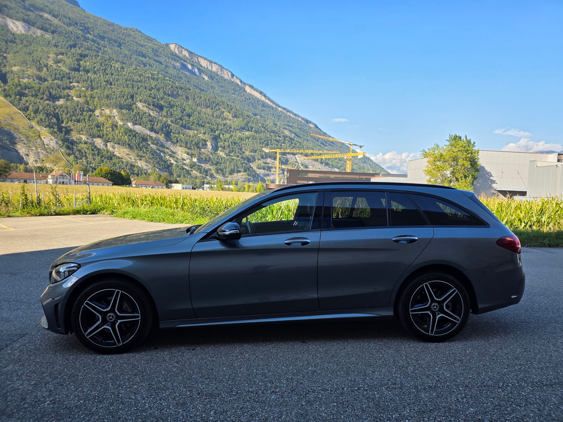 MERCEDES-BENZ C 220 d Swiss Star AMG Line 4M 9G-Tronic-image-16