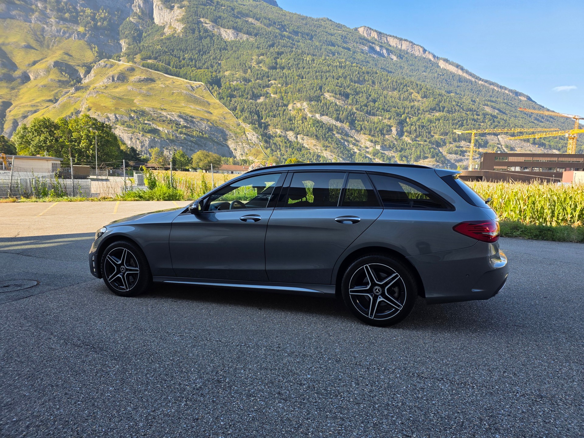 MERCEDES-BENZ C 220 d Swiss Star AMG Line 4M 9G-Tronic-image-15