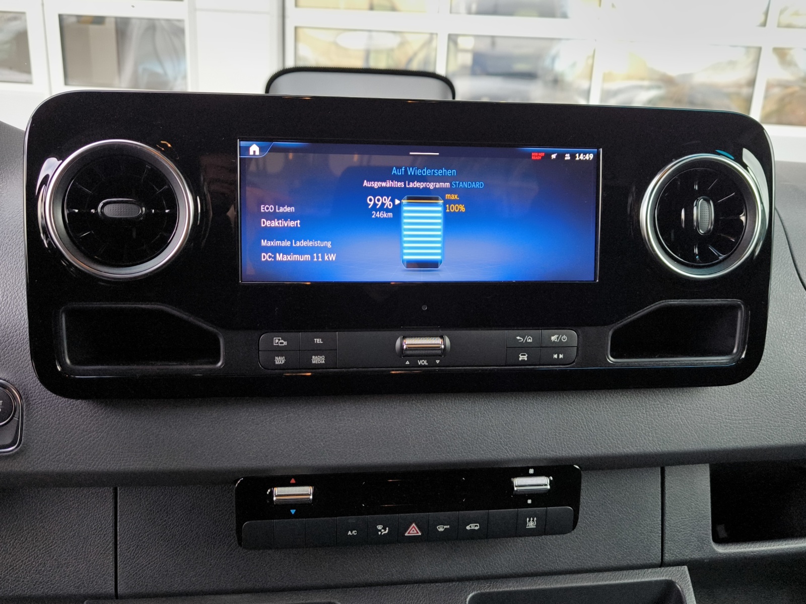 MERCEDES-BENZ eSprinter 320 81kWh Standard Hoch Pro-image-10