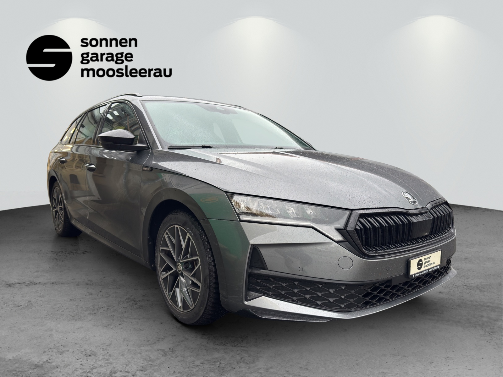 SKODA Octavia Combi 1.5 TSI mHEV DSG Sport Line-showroom-element-1