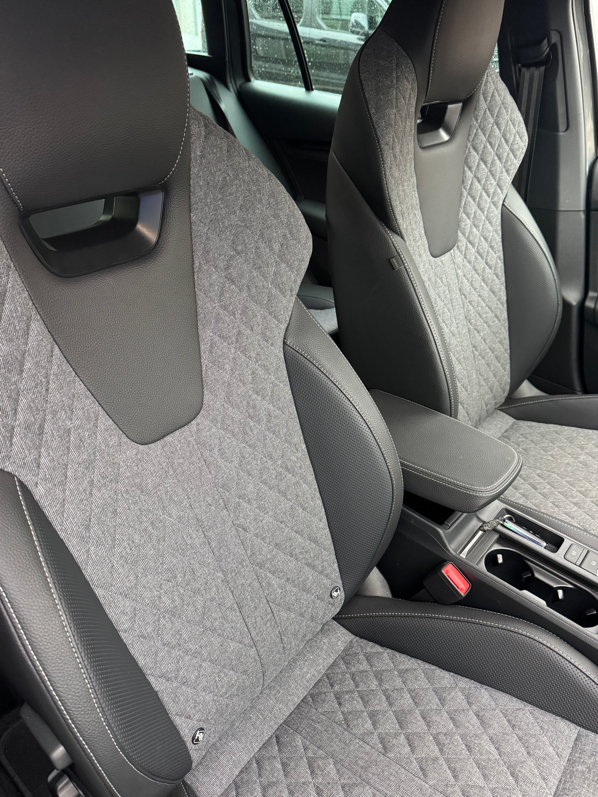 SKODA Octavia Combi 1.5 TSI mHEV DSG Sport Line-image-10