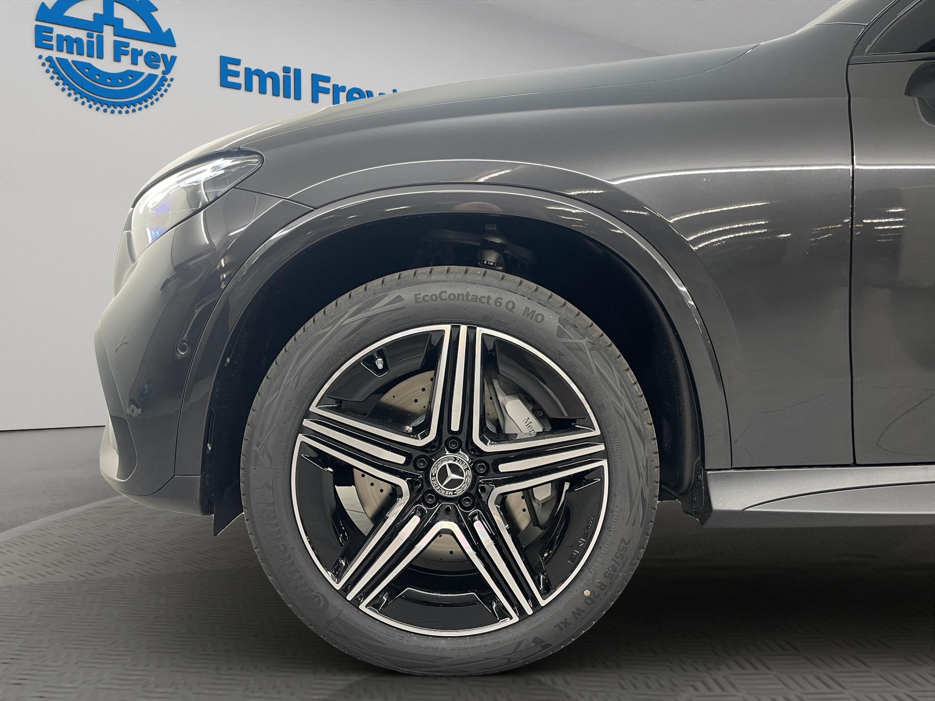 MERCEDES-BENZ GLC 400 e AMG Line 4matic Coupé-showroom-element-3