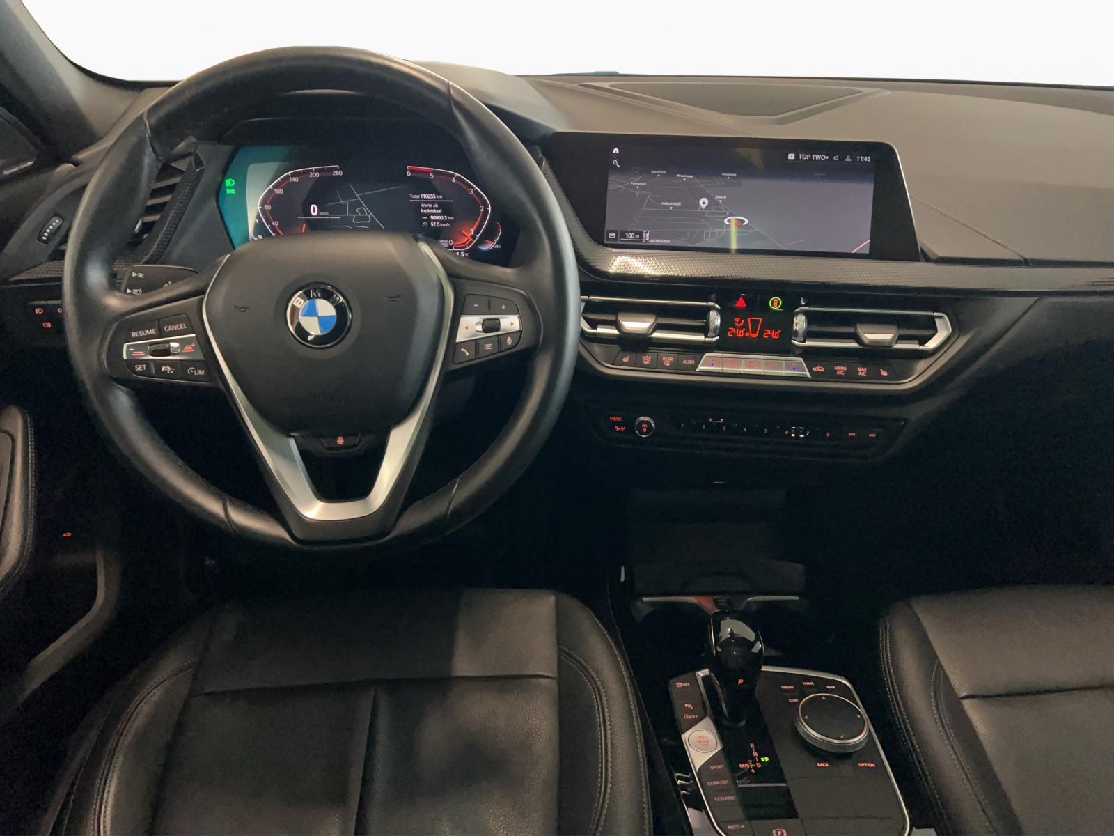 BMW 120d xDrive Steptronic Luxury Line-image-15