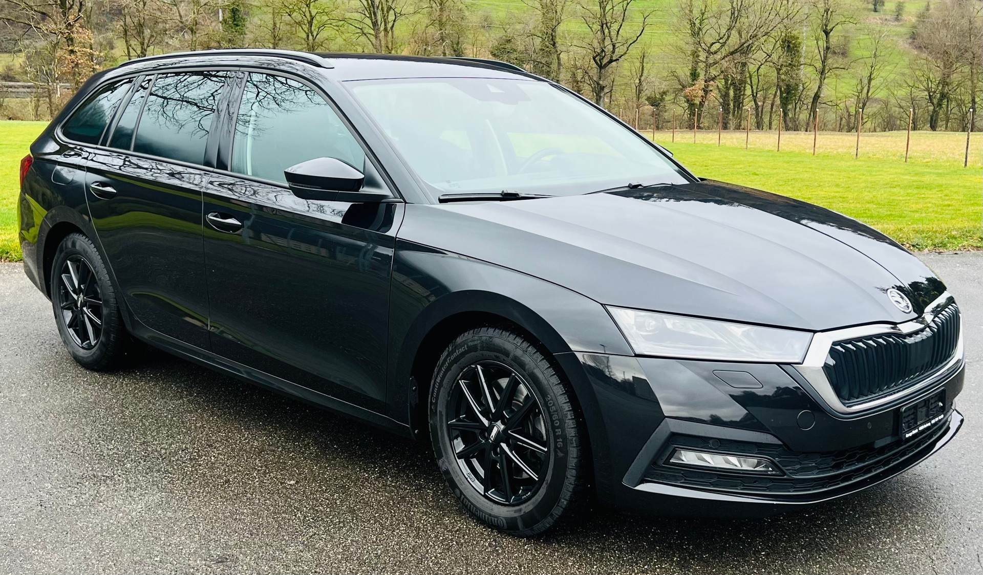 SKODA Octavia Combi 2.0 TDI DSG Ambition 4x4