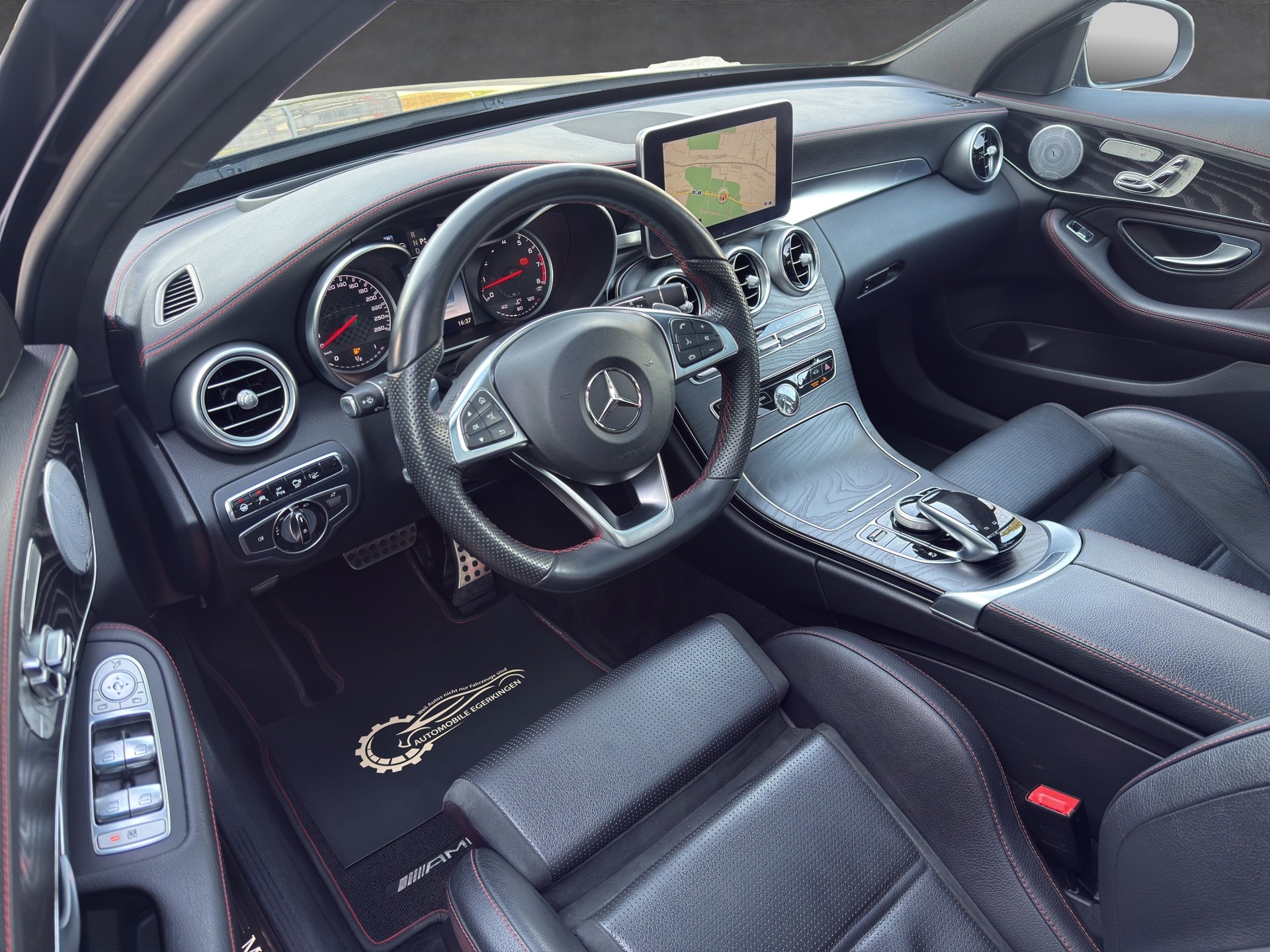 MERCEDES-BENZ C 450 AMG 4matic Kombi-image-8