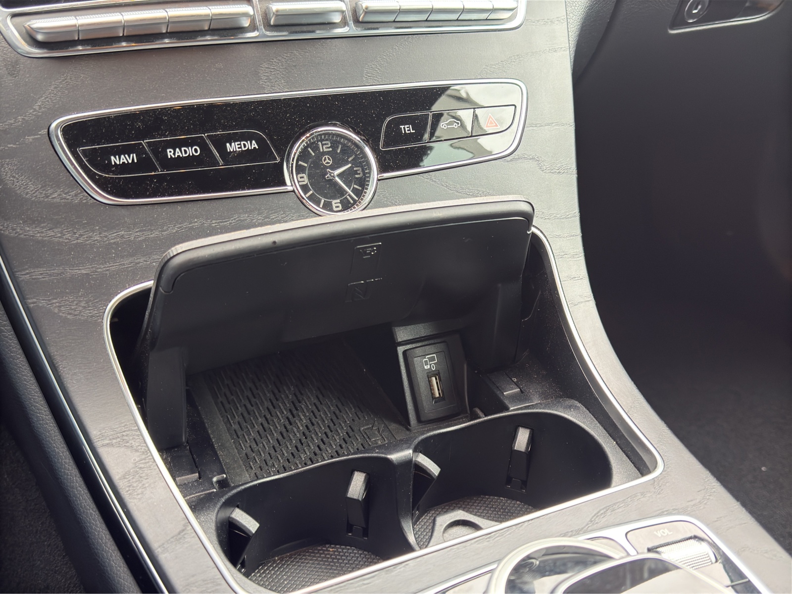 MERCEDES-BENZ C 43 Cabriolet AMG 4Matic 9G-Tronic-image-21