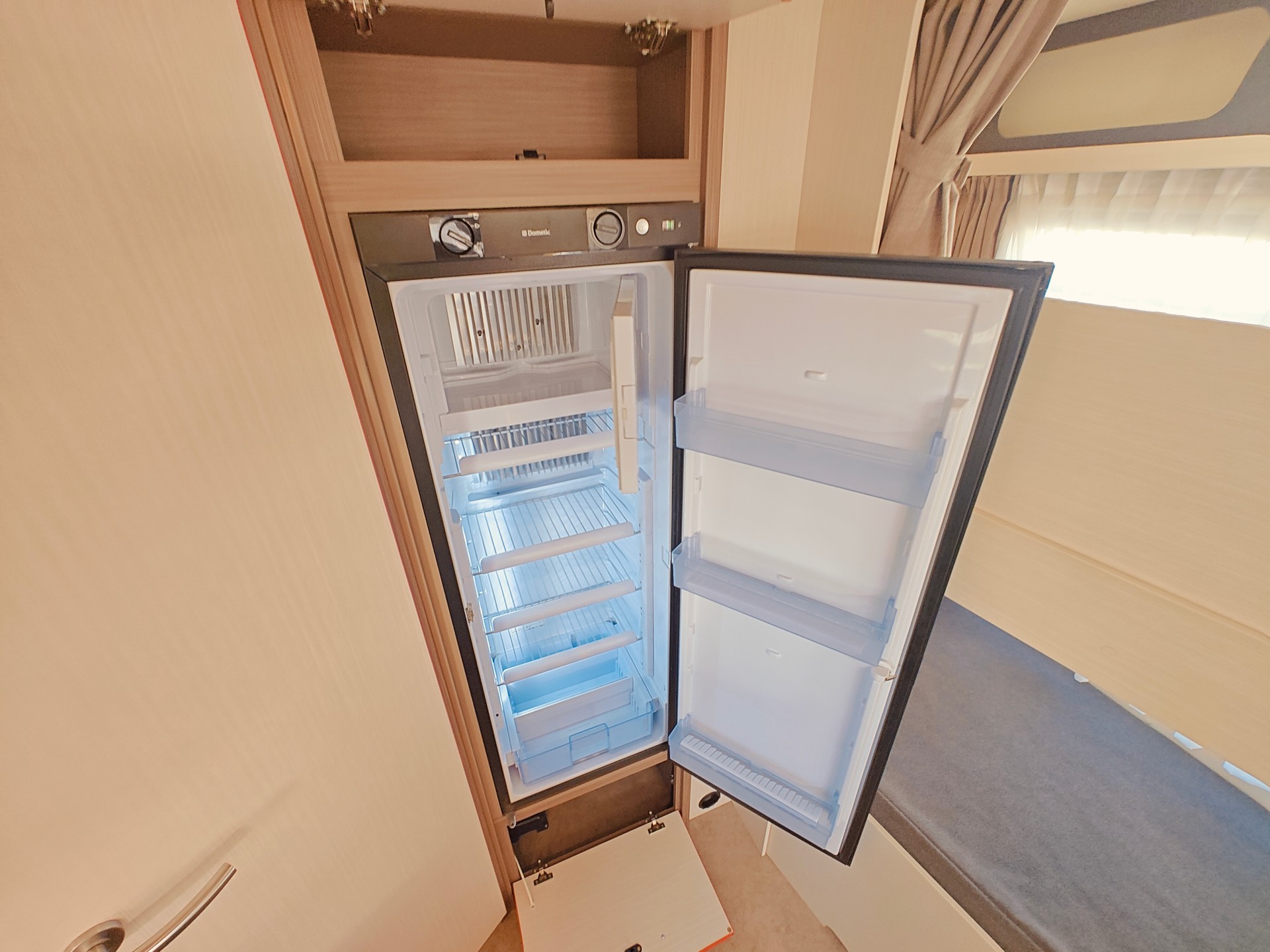 KNAUS W04 Lifestyle 550 KWE -- Etagenbetten-- Klima -- Mover -- Markise -- Vorzelt -- Autark & Solar-image-24