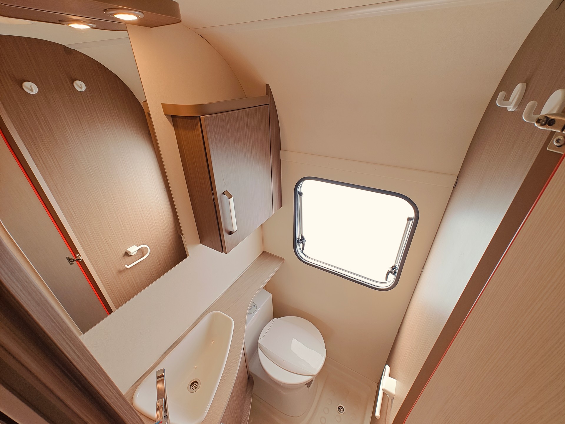KNAUS W04 Lifestyle 550 KWE -- Etagenbetten-- Klima -- Mover -- Markise -- Vorzelt -- Autark & Solar-image-27