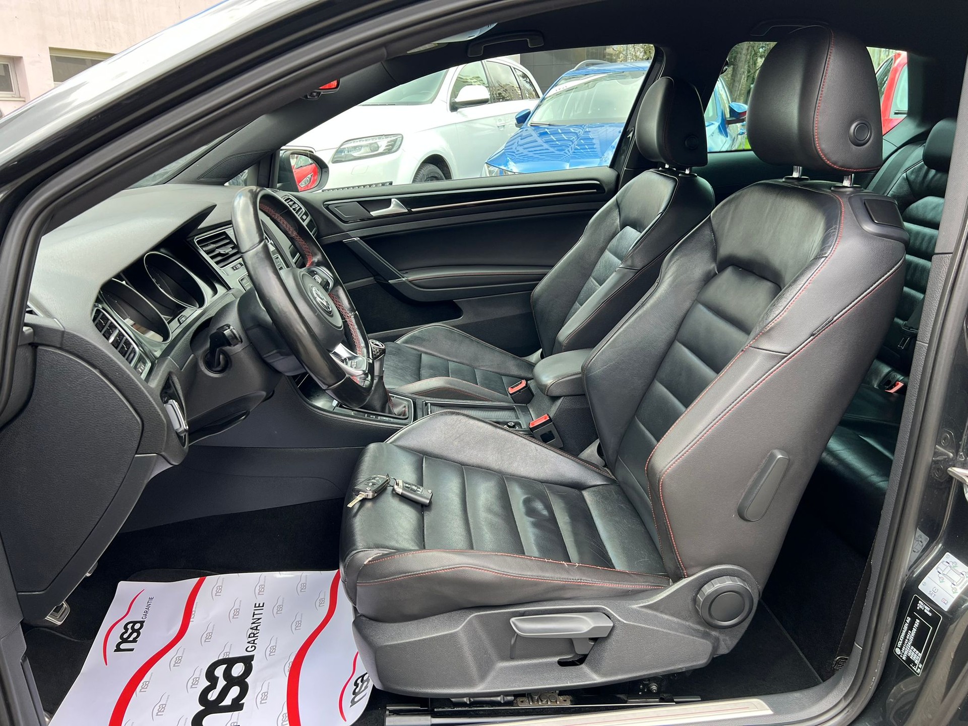 VW Golf 2.0 TSI GTI-image-6