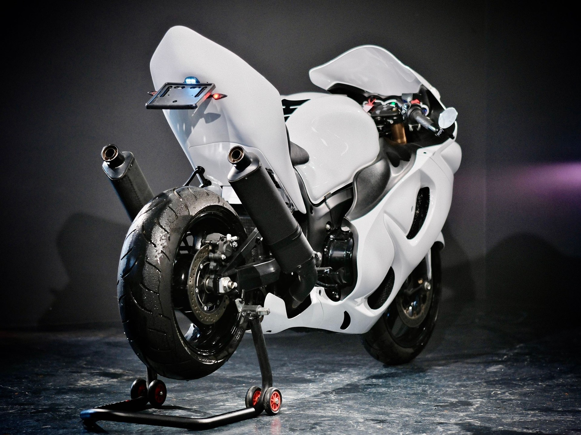 SUZUKI GSX 1300 RZ Hayabusa K8-image-2