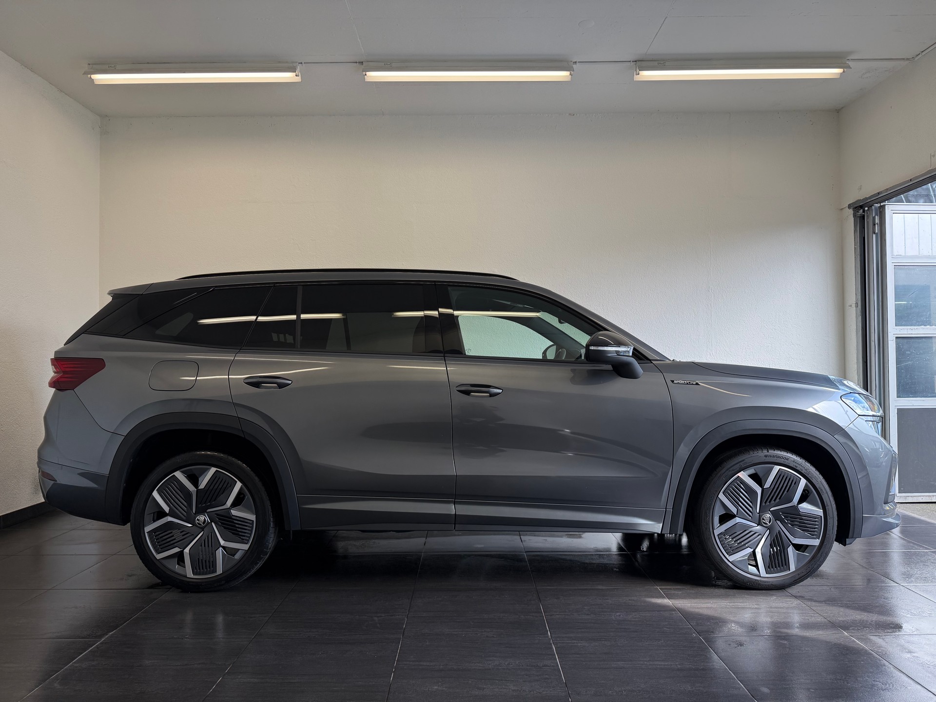 SKODA Kodiaq 2.0 TDI Sportline 4x4 DSG-image-4