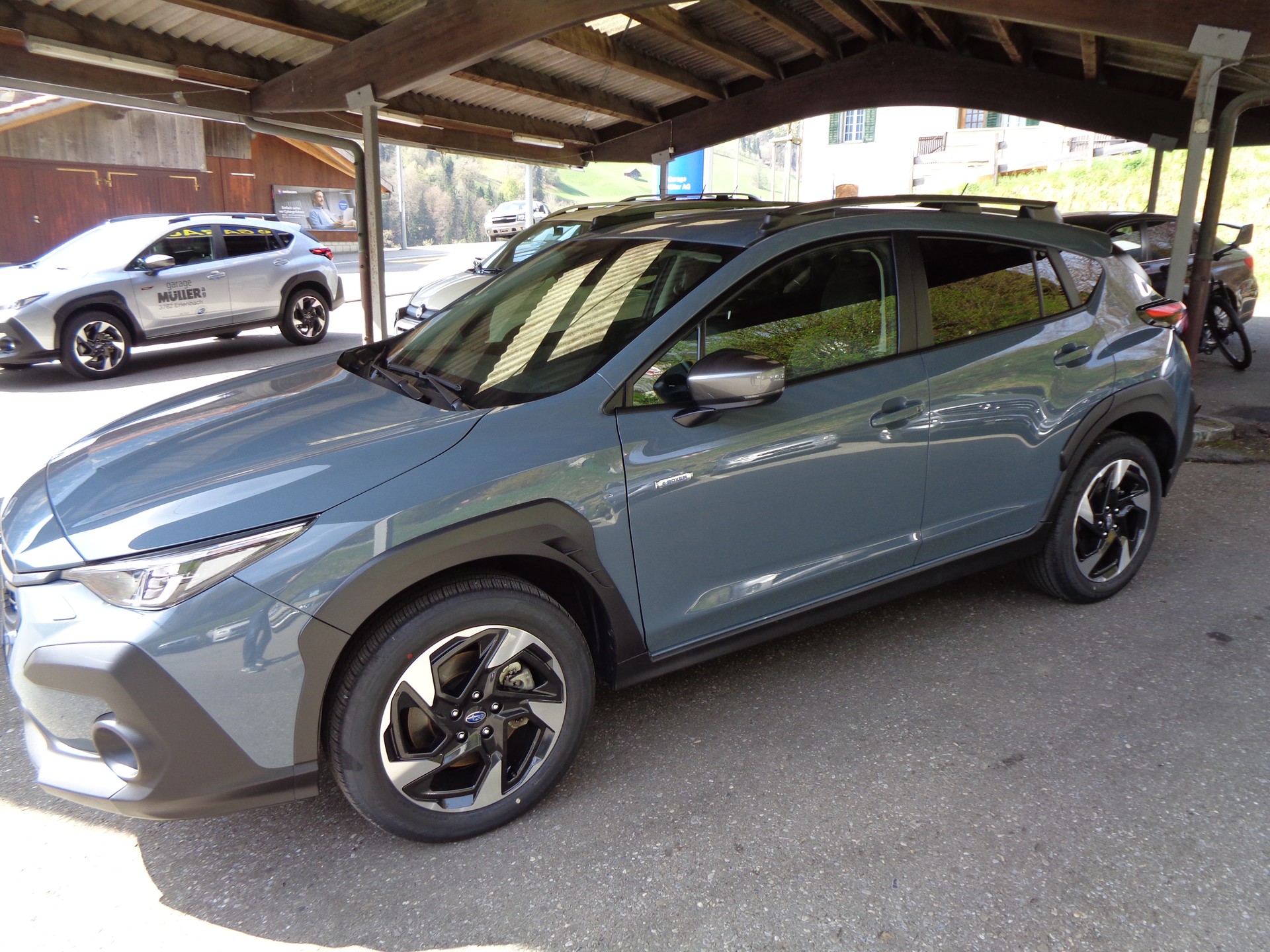 SUBARU Crosstrek 2.0 e-Boxer Swiss Plus AWD Lineartronic-image-3