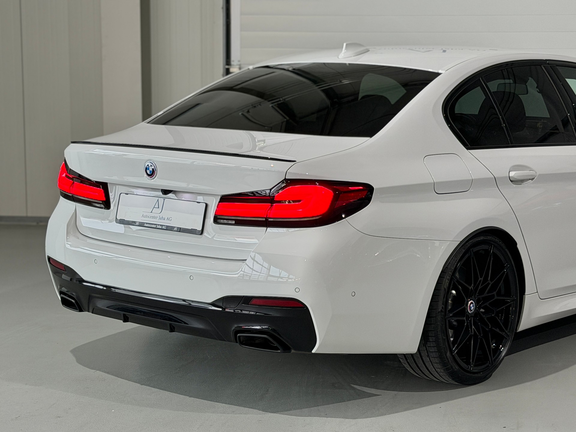 BMW 530d xDrive 48V M Sport Steptronic inkl. BMW Garantie-image-5