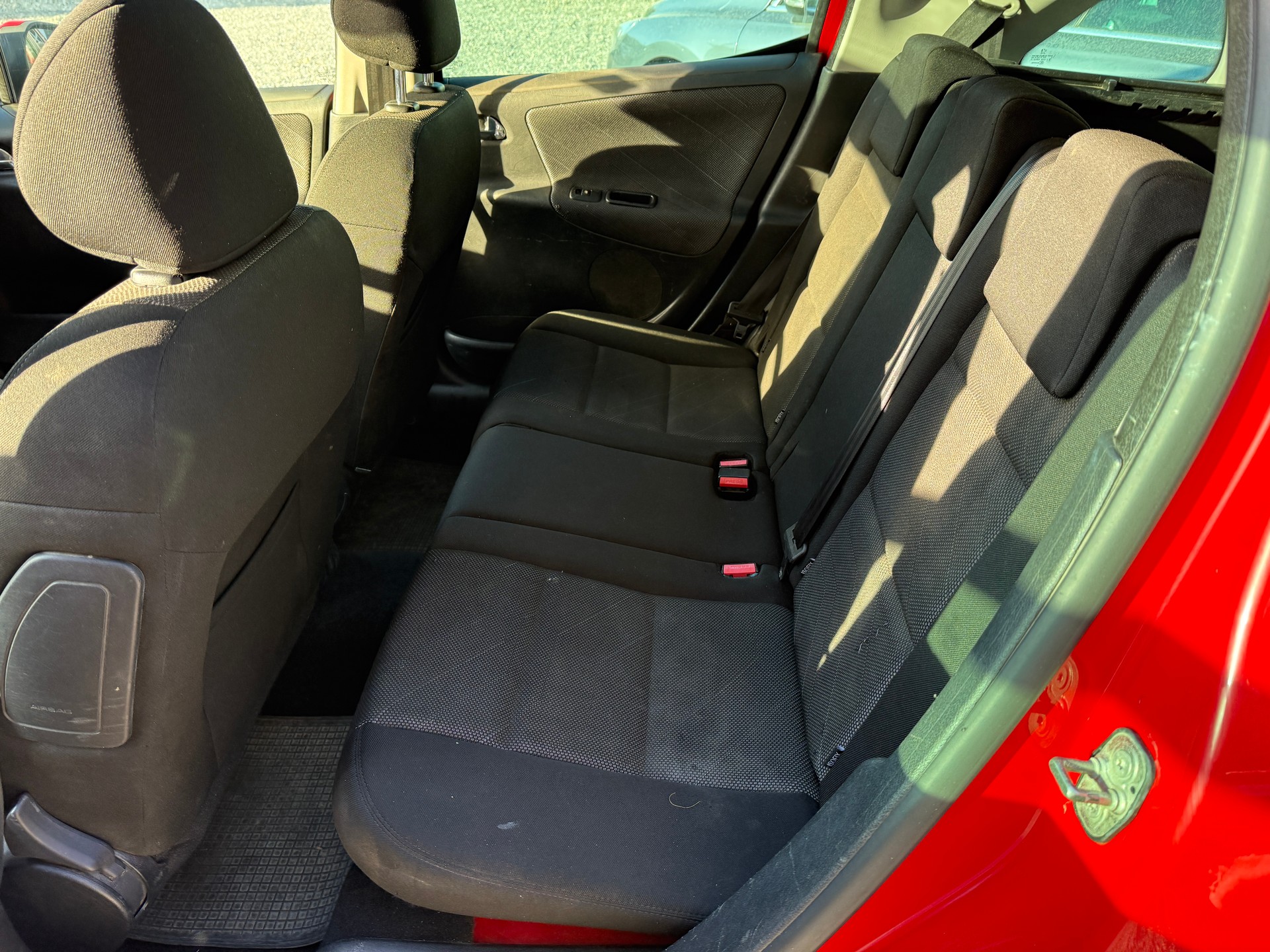 PEUGEOT 207 SW 1.6 16V Sport-image-12