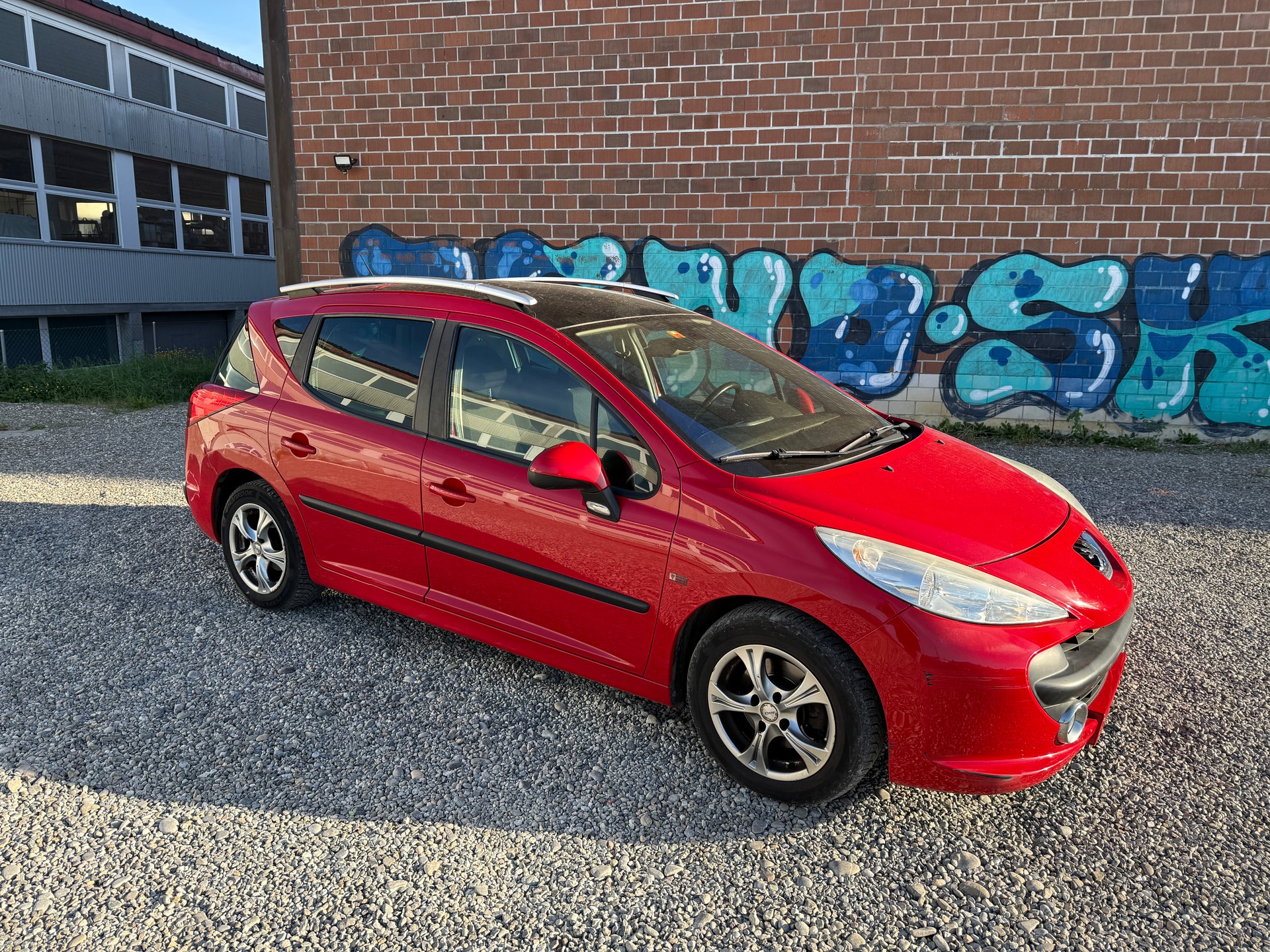 PEUGEOT 207 SW 1.6 16V Sport-image-8