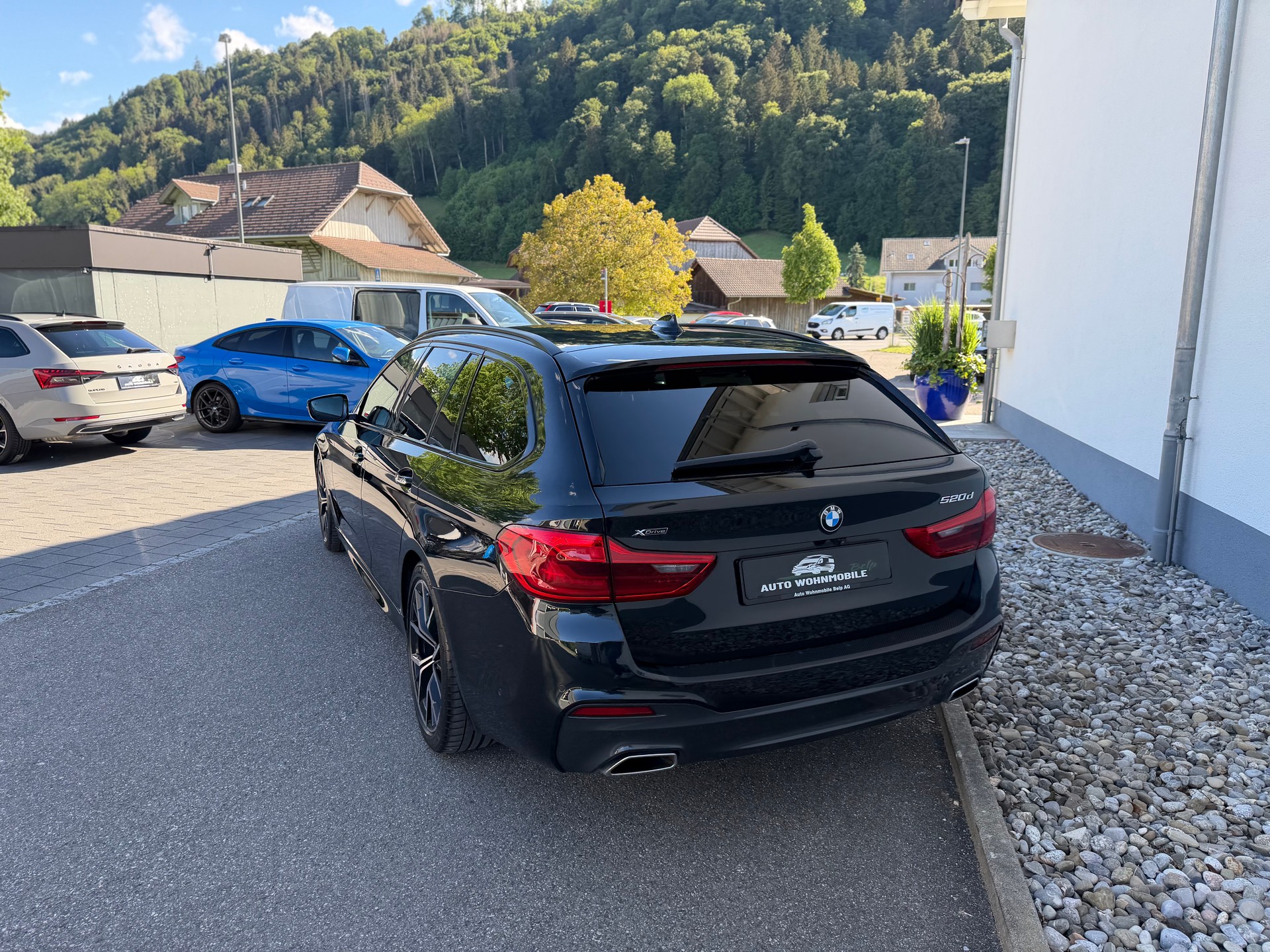 BMW 520d xDrive Touring Steptronic-image-14