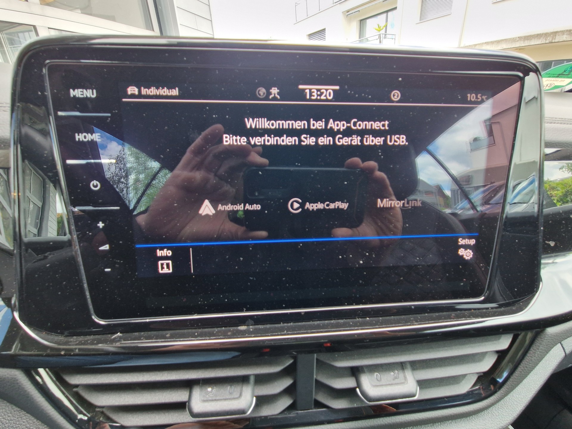 VW T-Roc Cabriolet 1.5 TSI EVO R-Line DSG-image-11