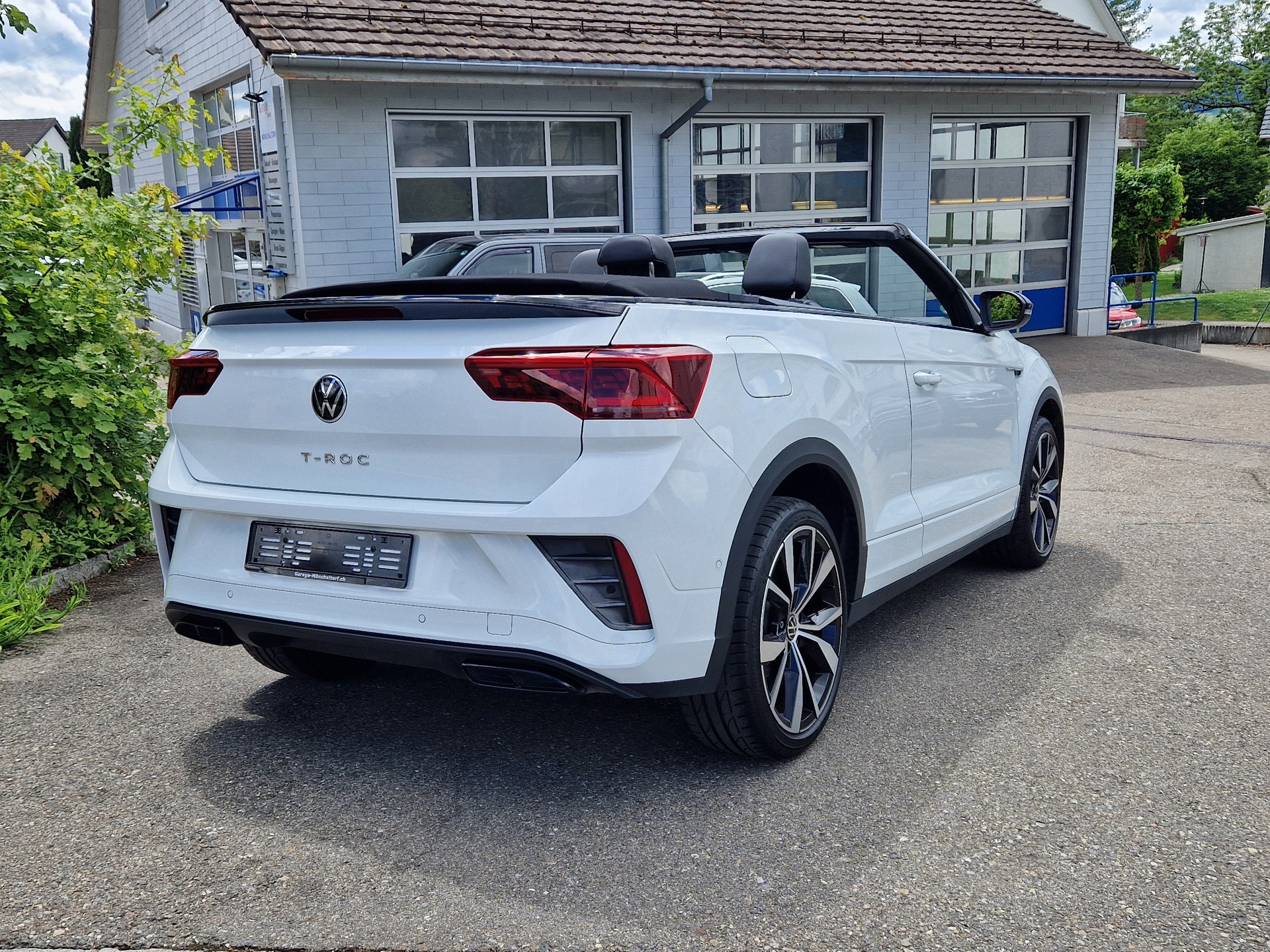 VW T-Roc Cabriolet 1.5 TSI EVO R-Line DSG-image-3