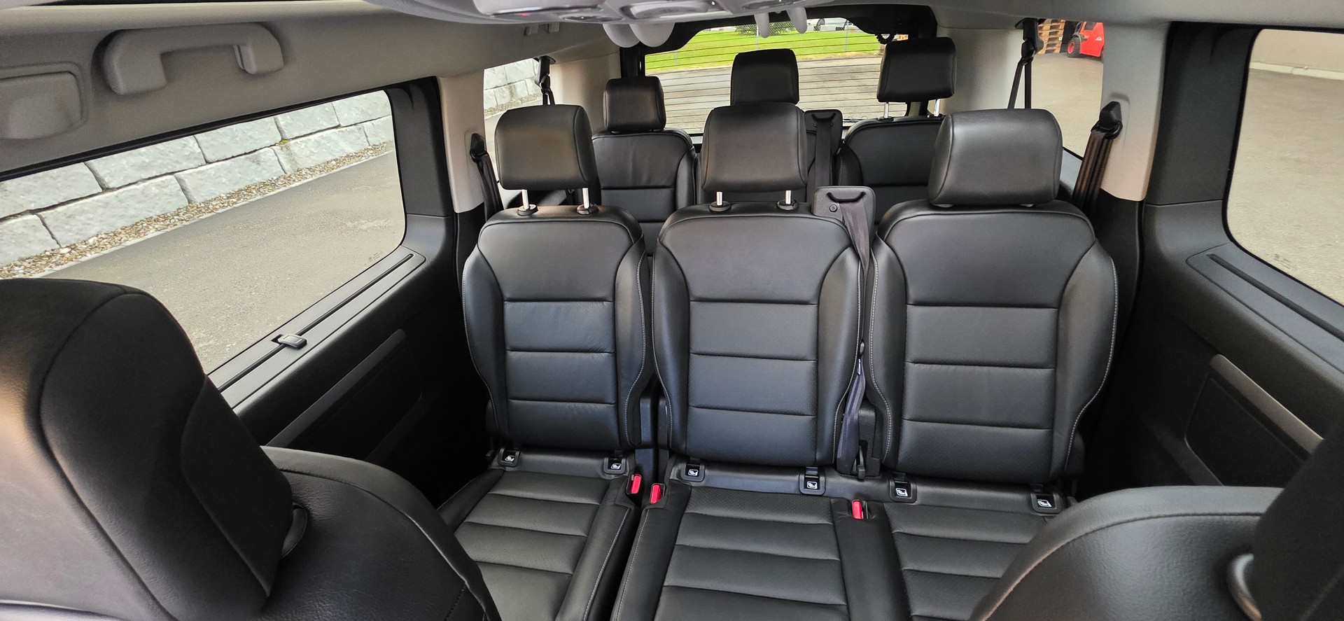 TOYOTA Proace Verso 2.0 D-4D L1 ** EXCLUSIVE ** Panorama ** ACC ** Standheizung **-image-9