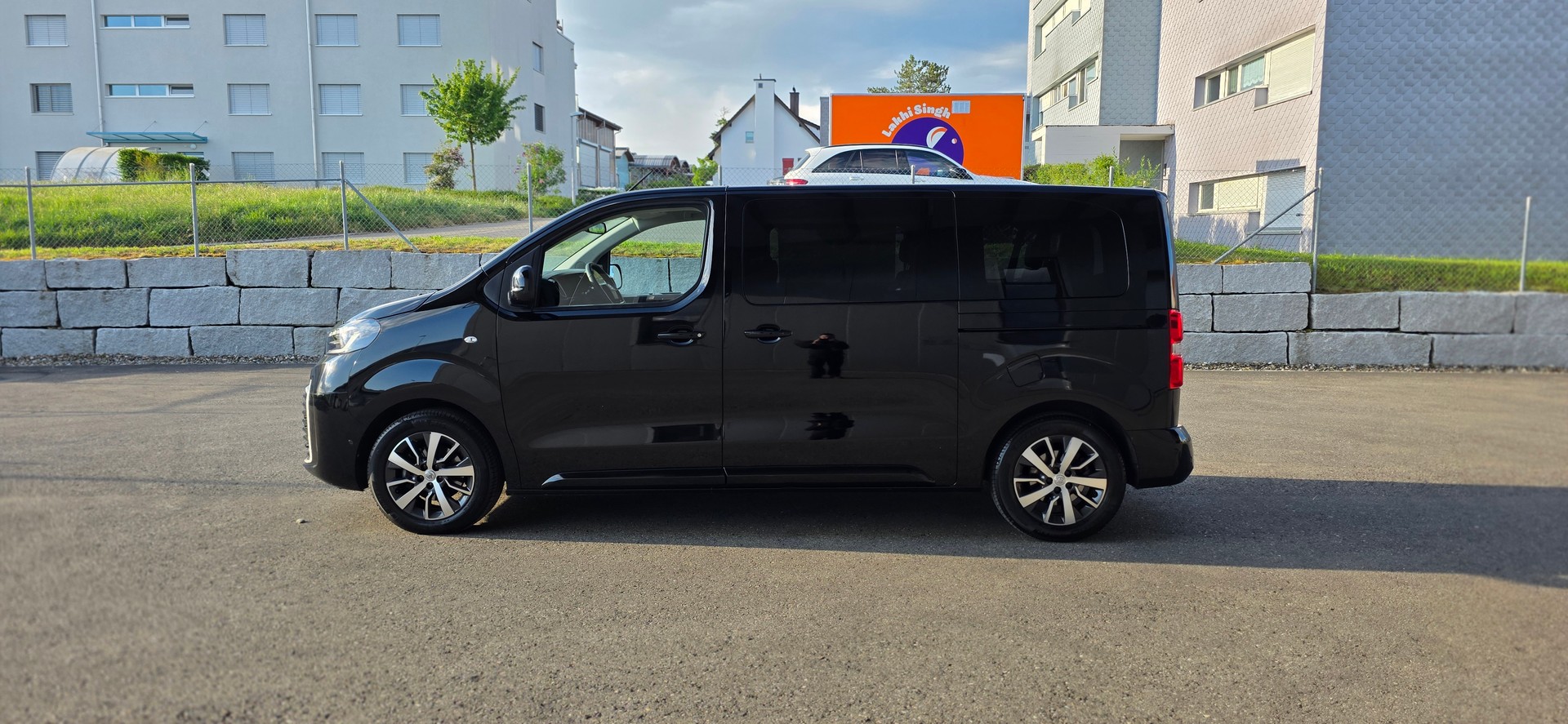 TOYOTA Proace Verso 2.0 D-4D L1 ** EXCLUSIVE ** Panorama ** ACC ** Standheizung **-image-7