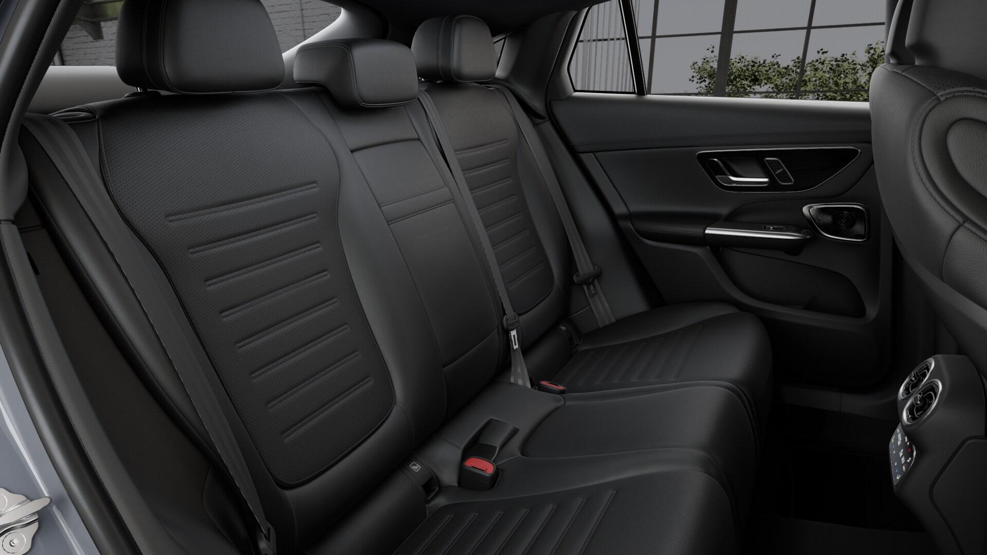 MERCEDES-BENZ GLC 300 AMG Line 4matic Coupé-image-8