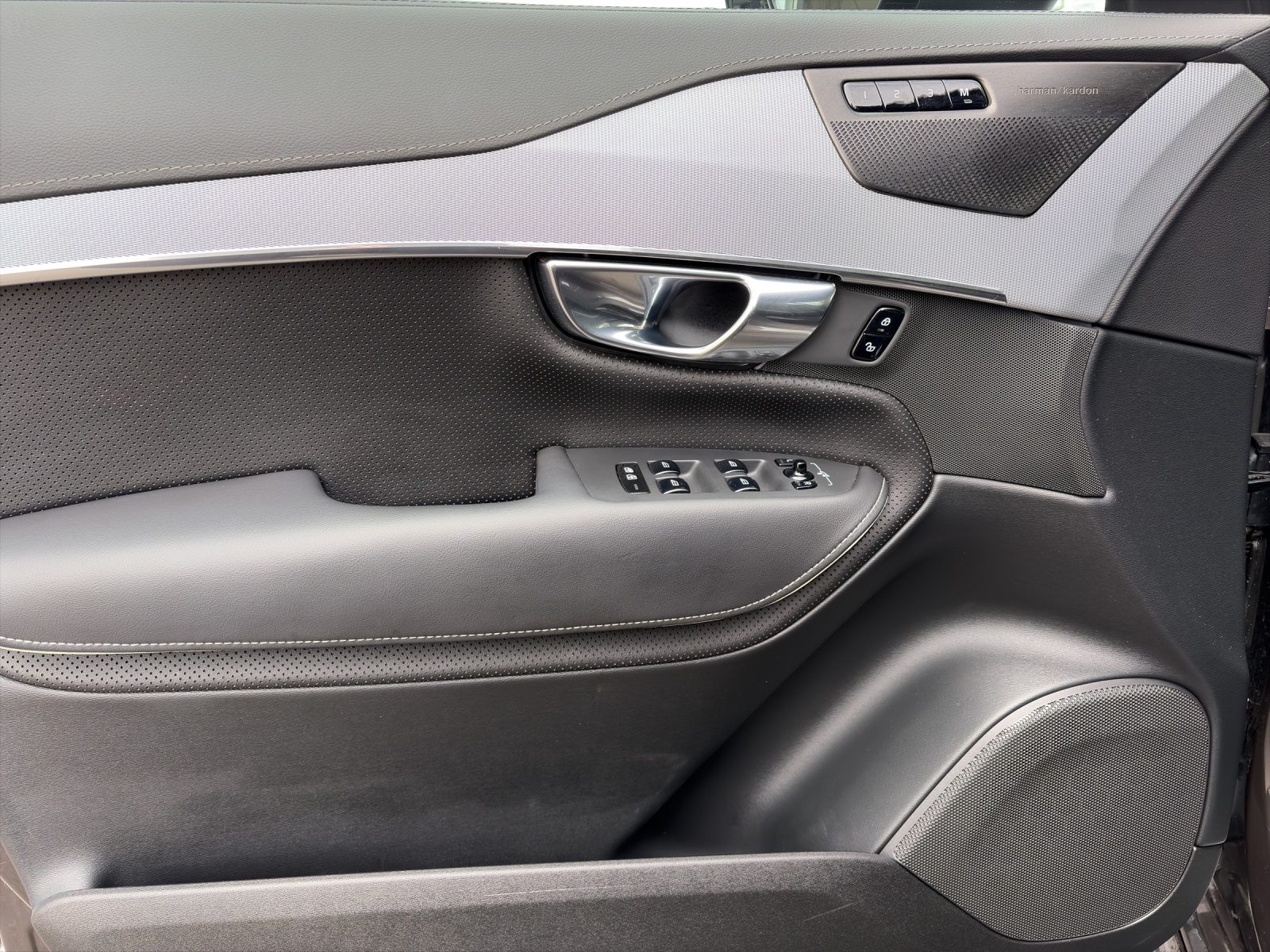 VOLVO XC90 2.0 T8 TE Plus Dark 7P. eAWD-image-14