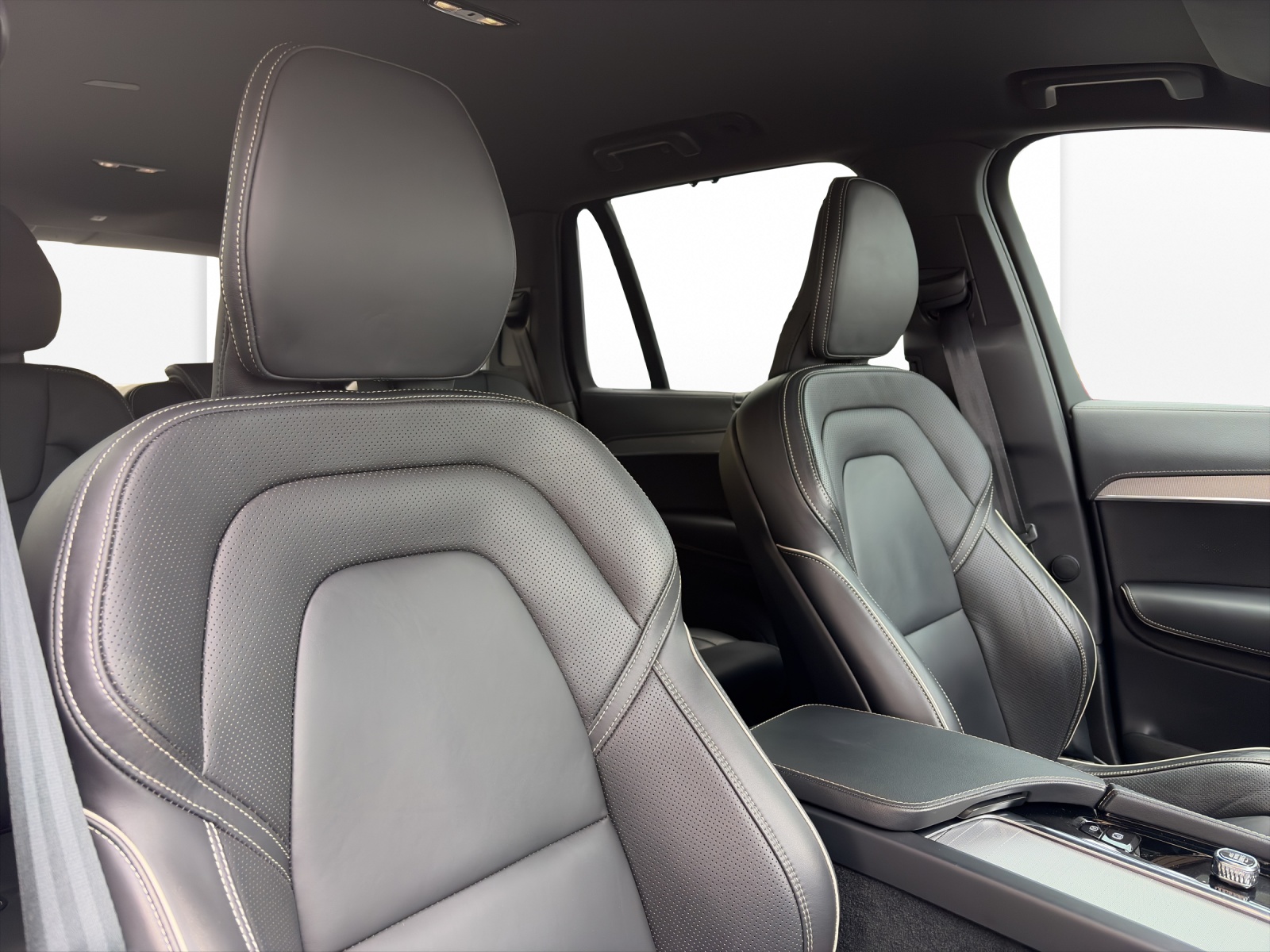VOLVO XC90 2.0 T8 TE Plus Dark 7P. eAWD-image-15