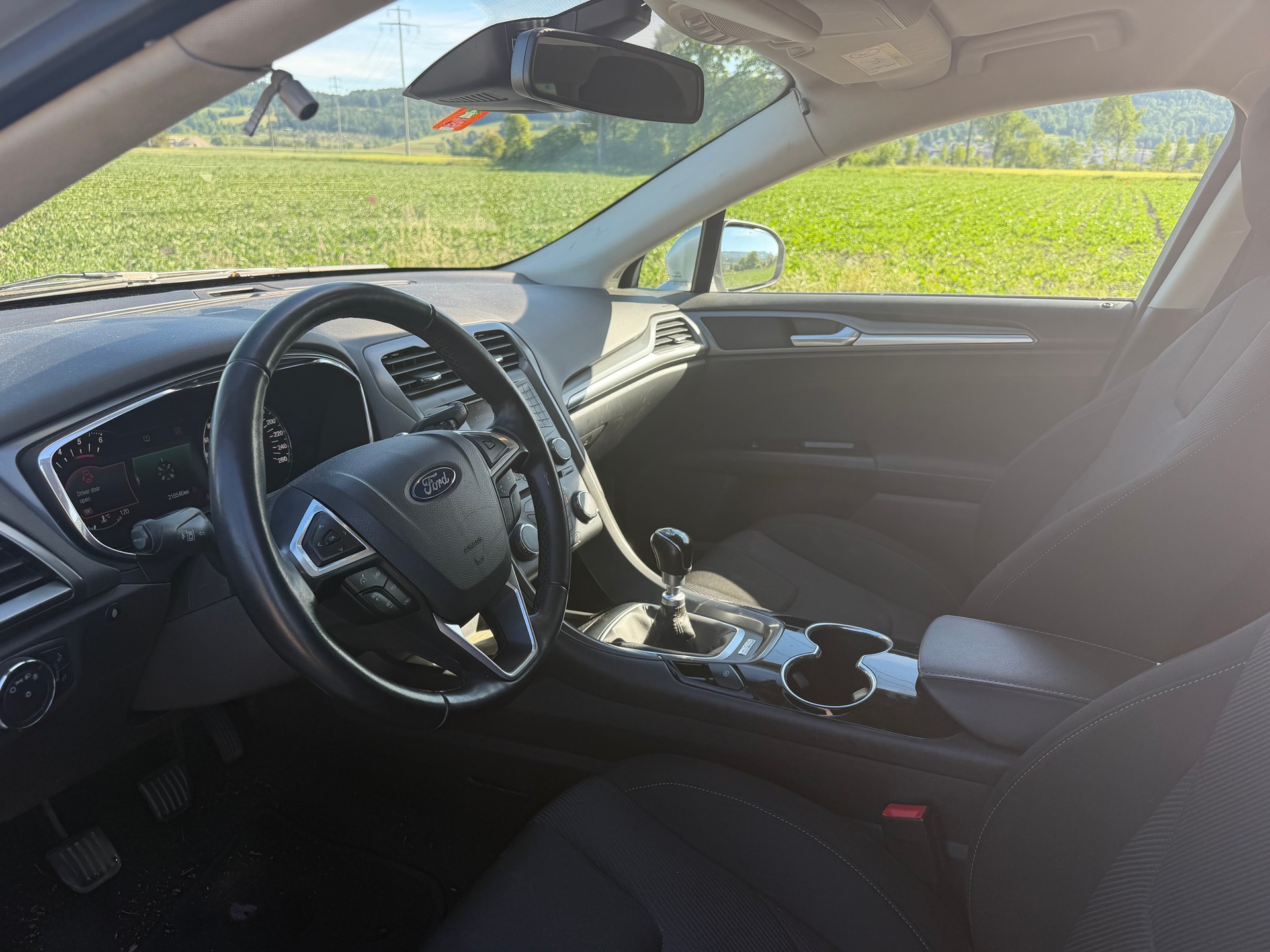 FORD MONDEO-image-9