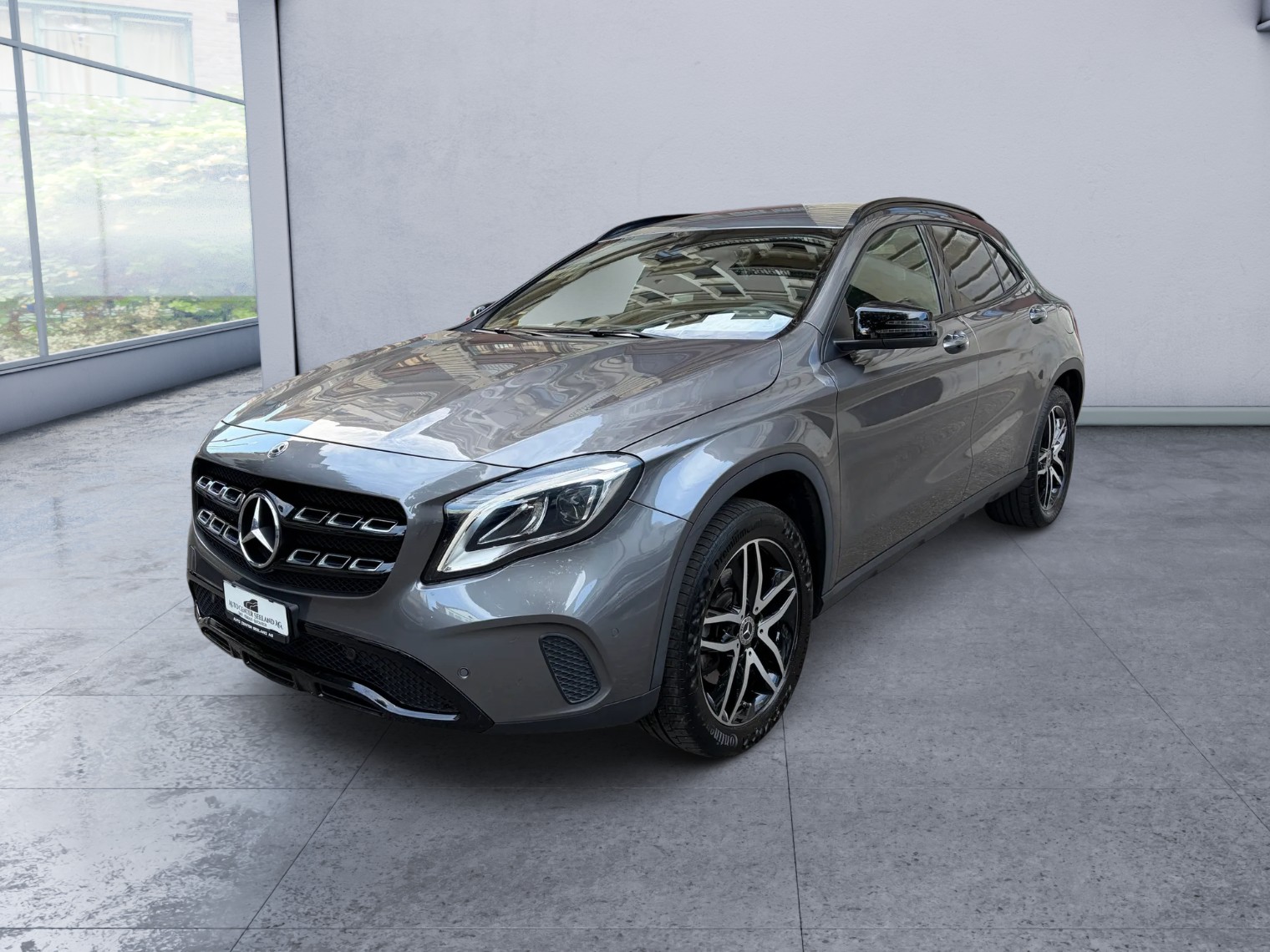 MERCEDES-BENZ GLA 220 Urban 4Matic 7G-DCT-image-1