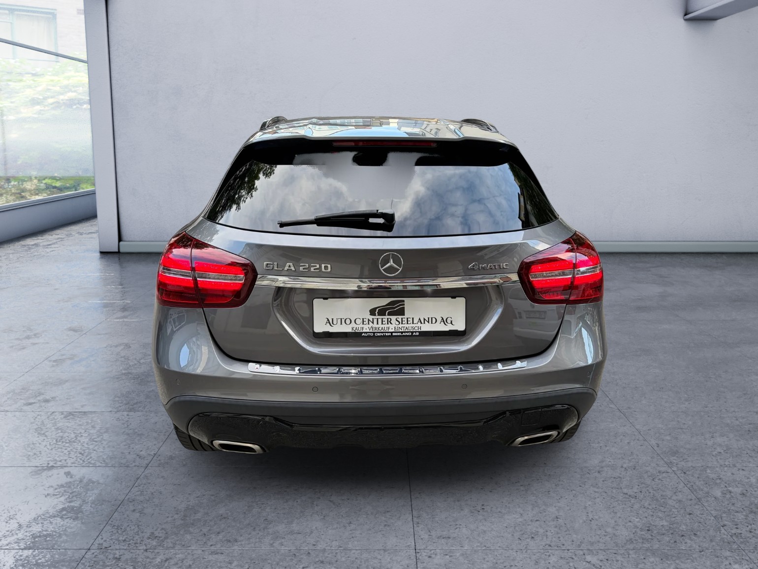 MERCEDES-BENZ GLA 220 Urban 4Matic 7G-DCT-image-6