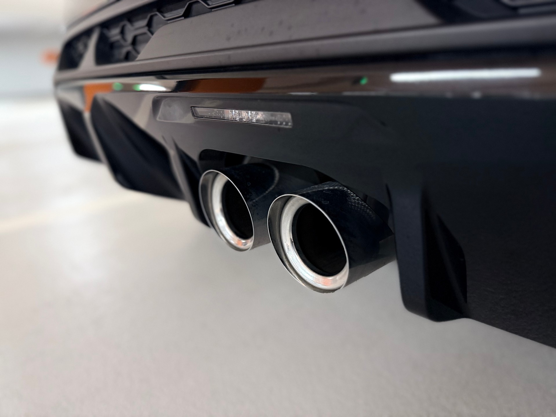 MINI Cooper John Cooper Works Cabriolet Steptronic-image-30