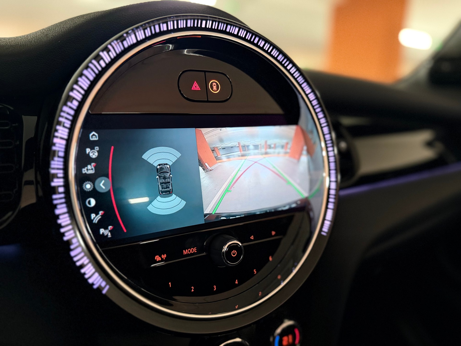 MINI Cooper John Cooper Works Cabriolet Steptronic-image-20