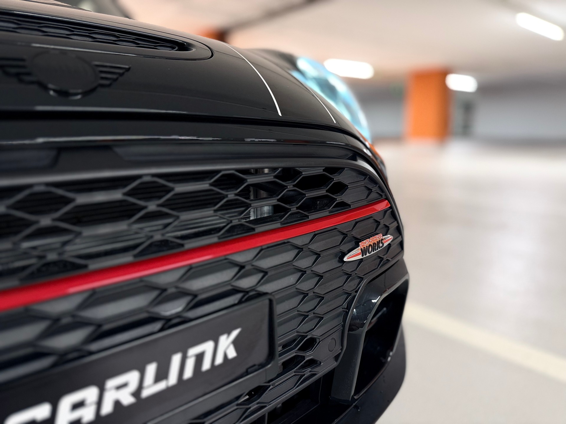 MINI Cooper John Cooper Works Cabriolet Steptronic-image-28
