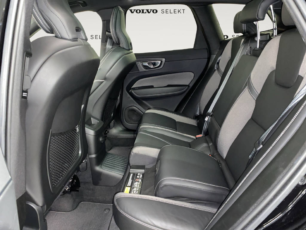 VOLVO XC60 2.0 T6 TE R-Design eAWD-image-12