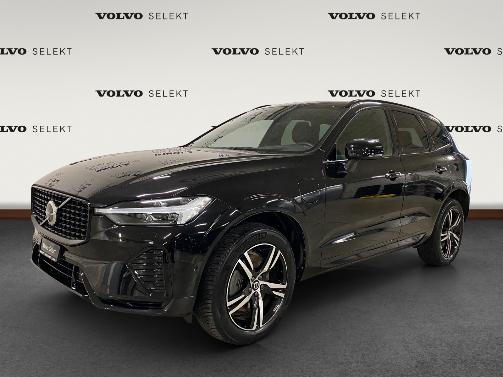 VOLVO XC60 2.0 T6 TE R-Design eAWD-image-0