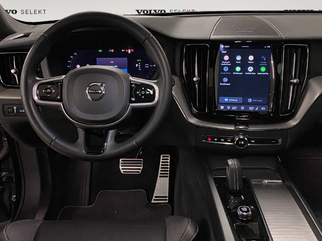 VOLVO XC60 2.0 T6 TE R-Design eAWD-image-9