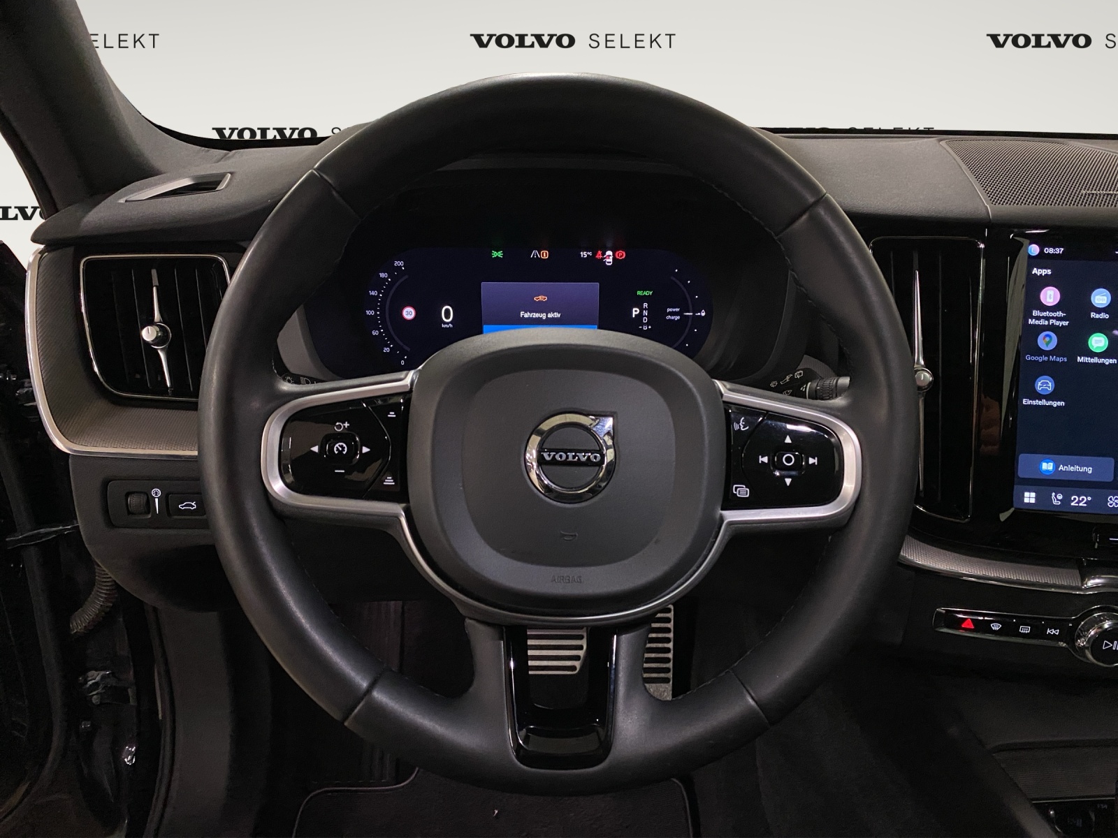 VOLVO XC60 2.0 T6 TE R-Design eAWD-image-7