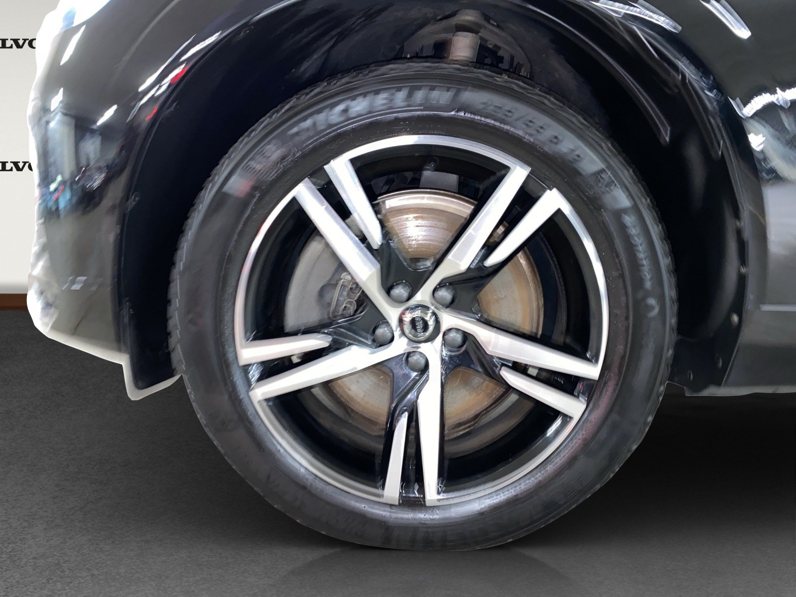 VOLVO XC60 2.0 T6 TE R-Design eAWD-image-14