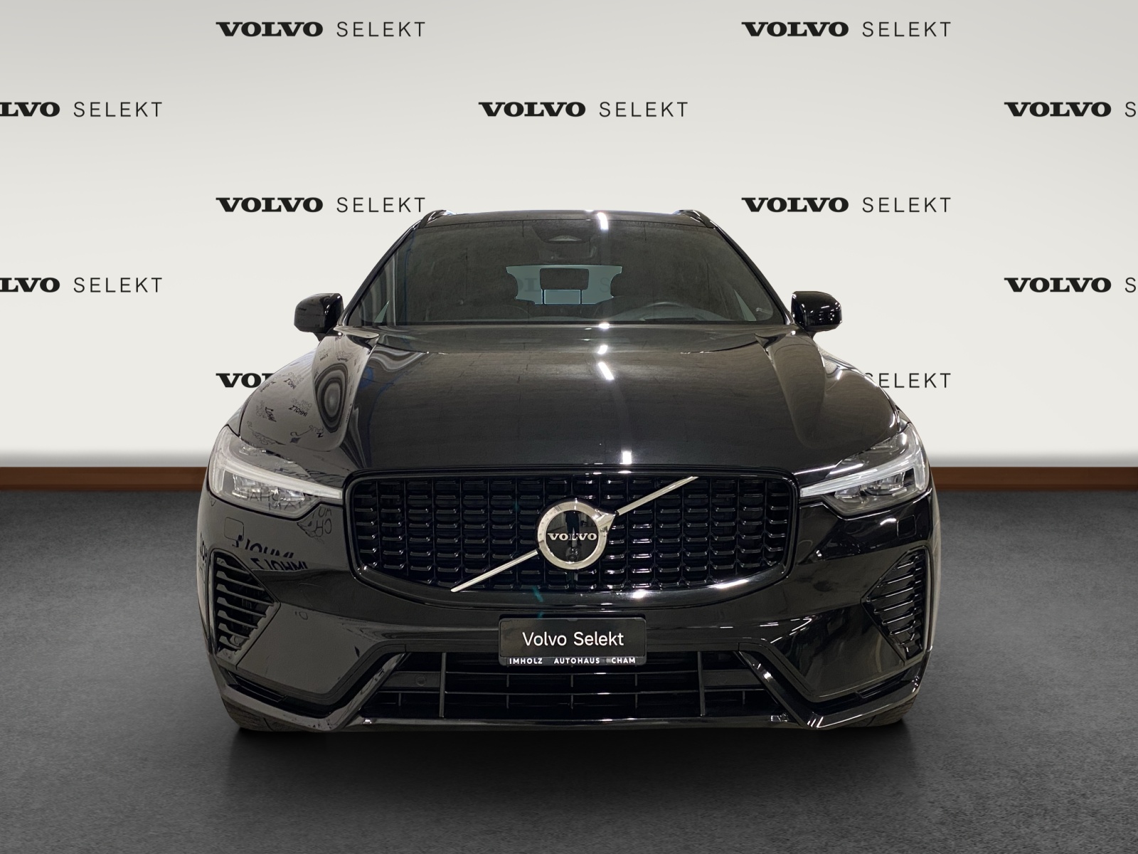 VOLVO XC60 2.0 T6 TE R-Design eAWD-image-4