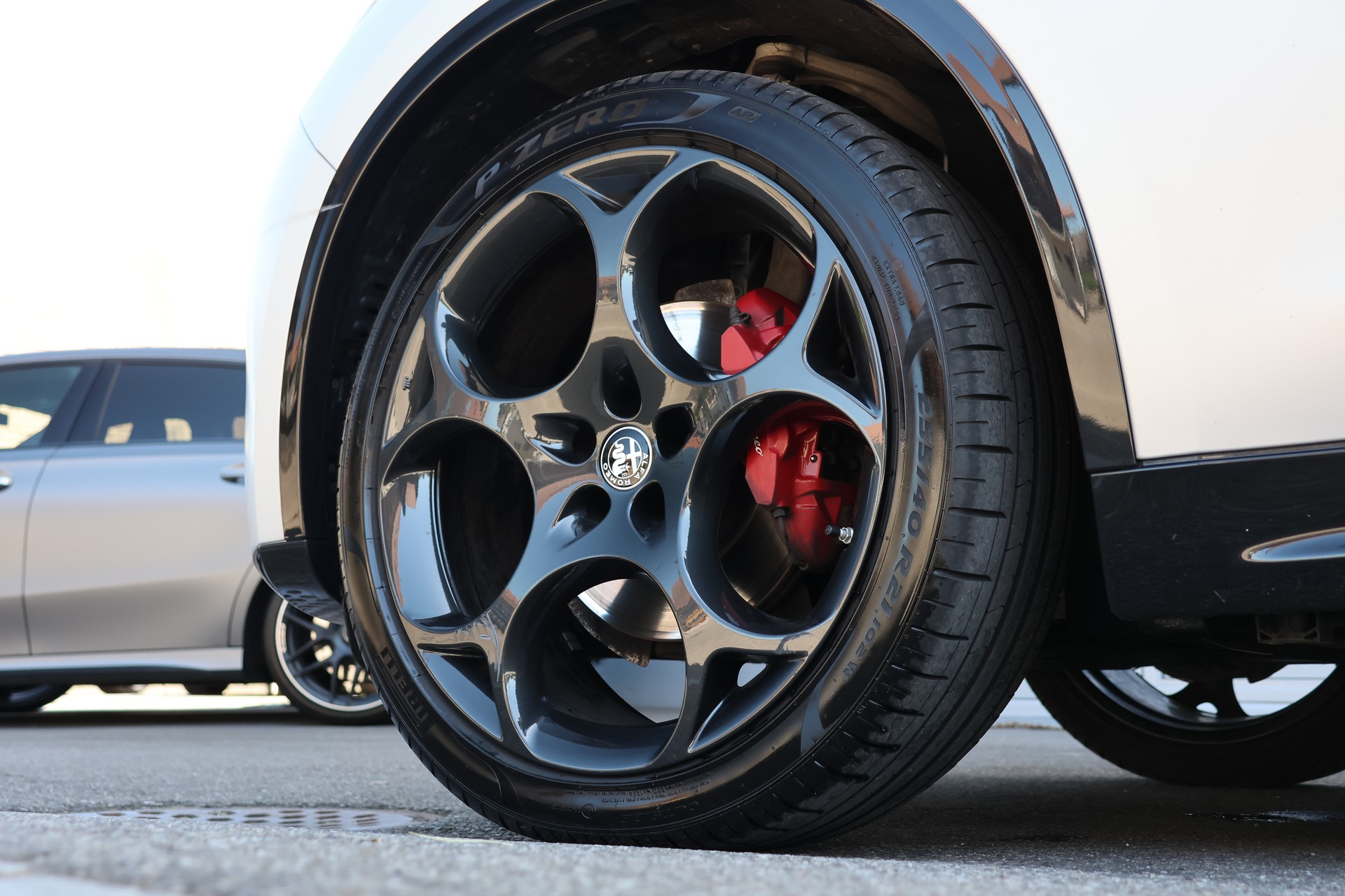 ALFA ROMEO Stelvio 2.0 Competizione Pack Sky Q4 AT8 (CH)-image-7