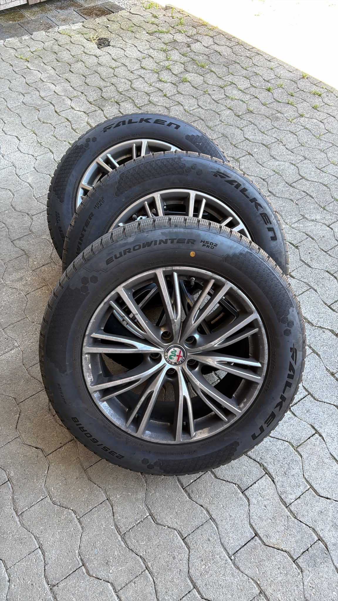 ALFA ROMEO Stelvio 2.0 Competizione Pack Sky Q4 AT8 (CH)-image-28