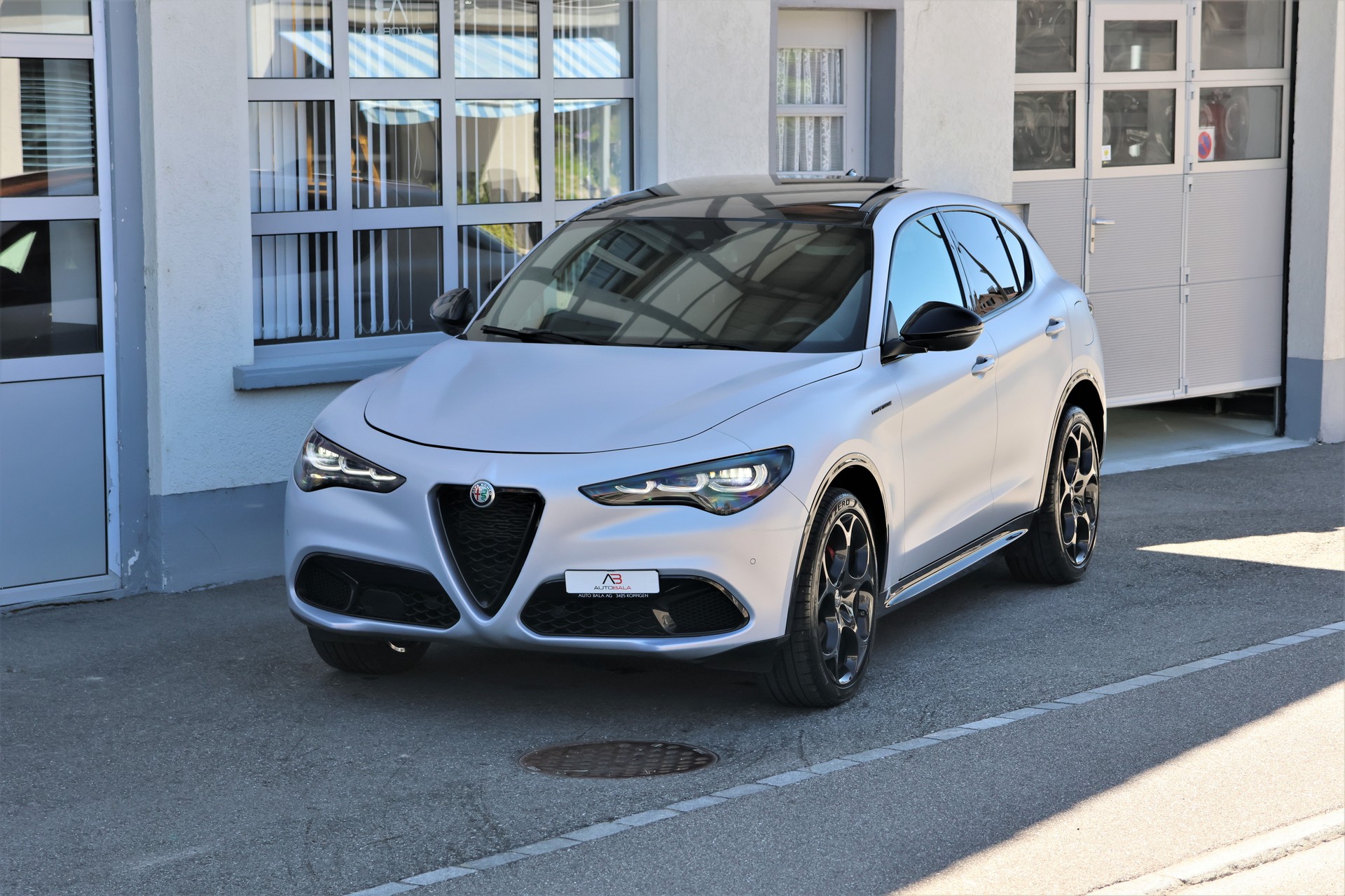 ALFA ROMEO Stelvio 2.0 Competizione Pack Sky Q4 AT8 (CH)